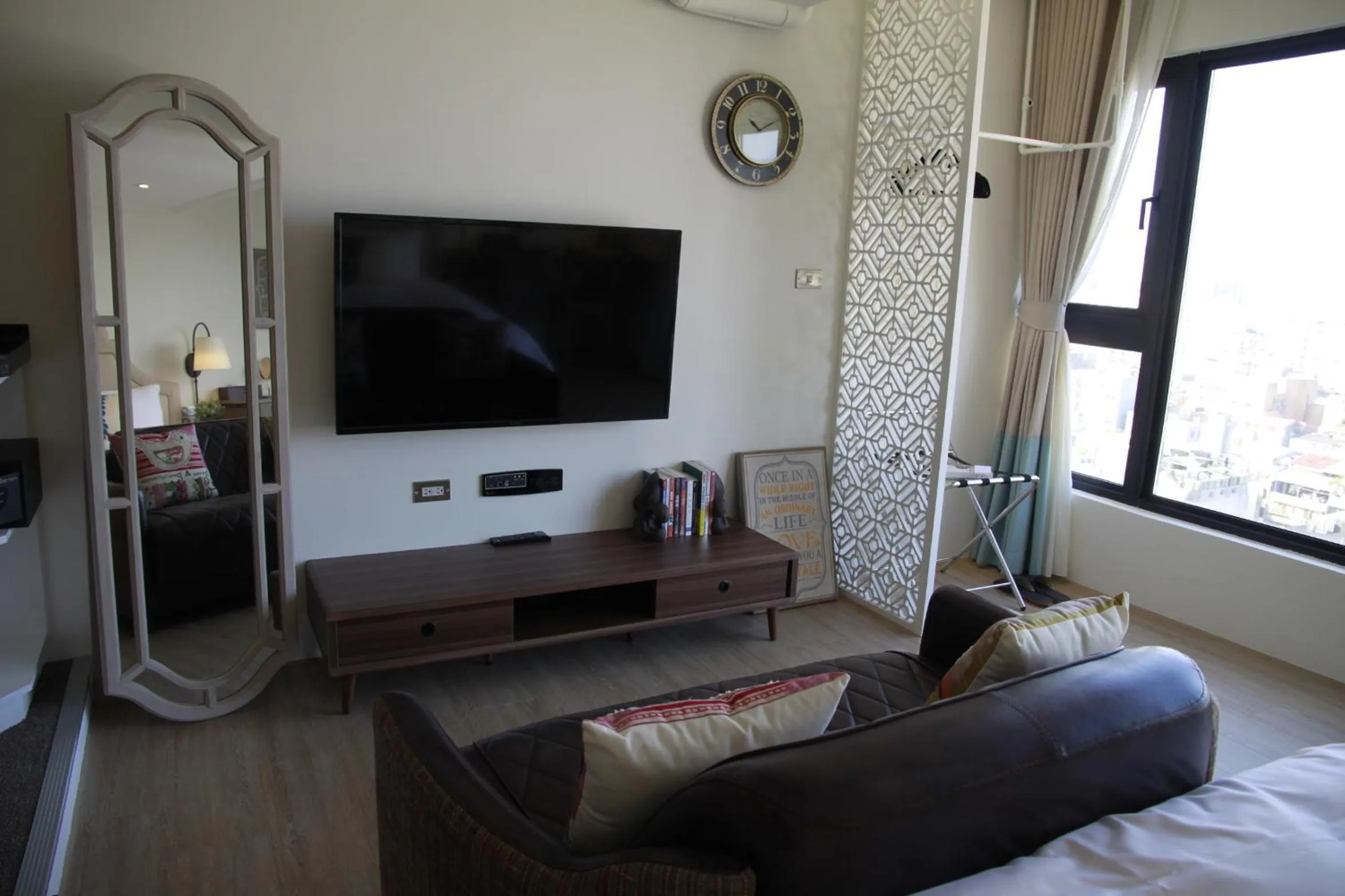 TV and multimedia in NK Hostel