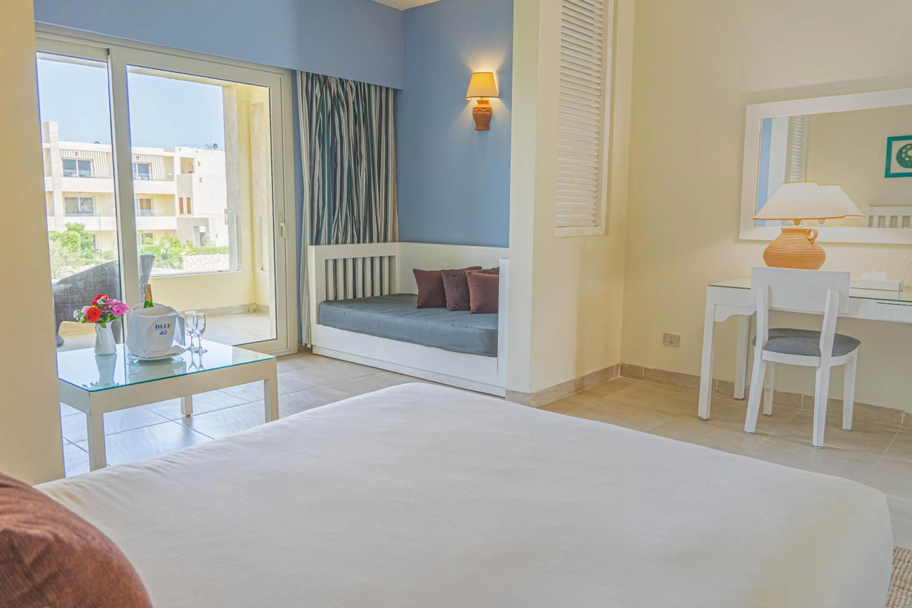 Photo of the whole room, Bed in Caesar Bay Resort