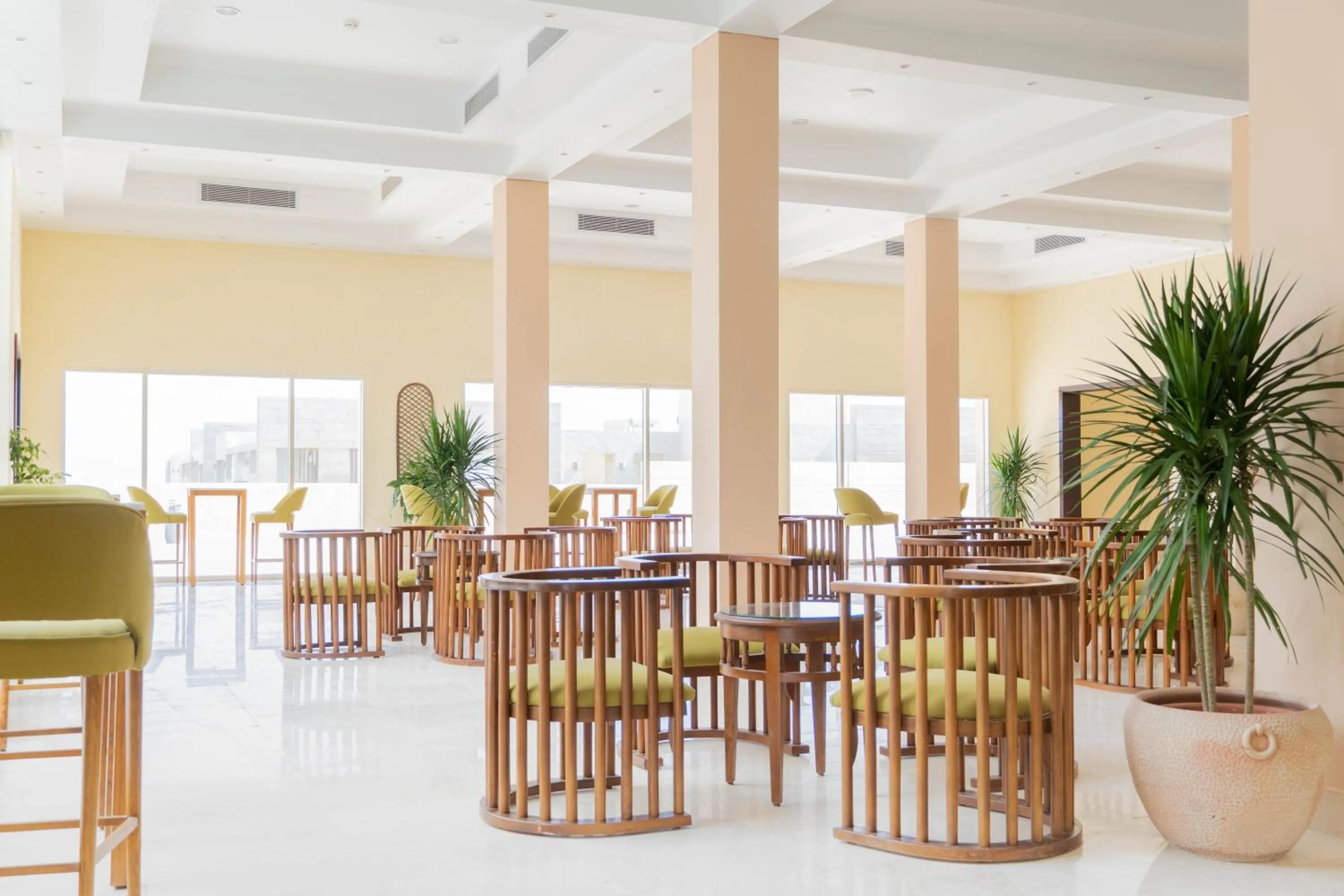 Lounge or bar in Caesar Bay Resort