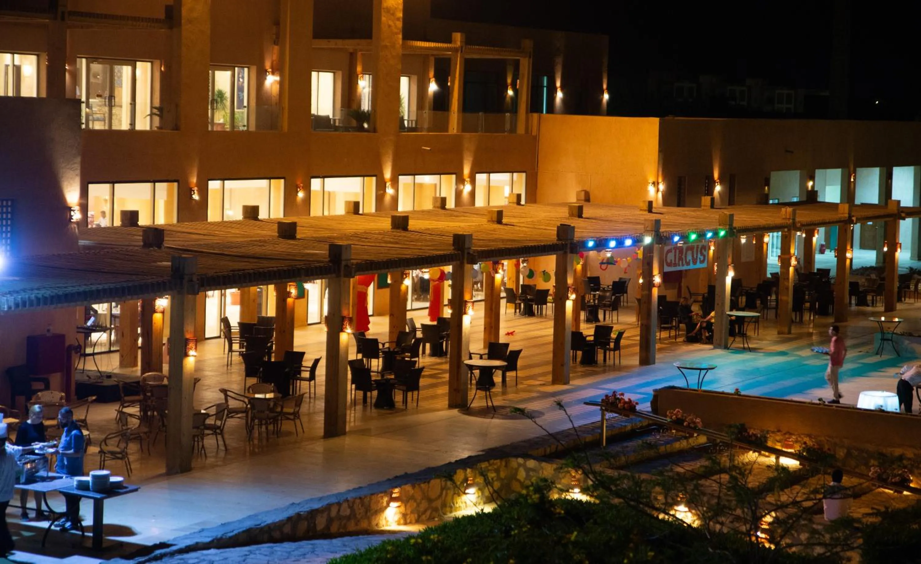 Restaurant/places to eat in Caesar Bay Resort