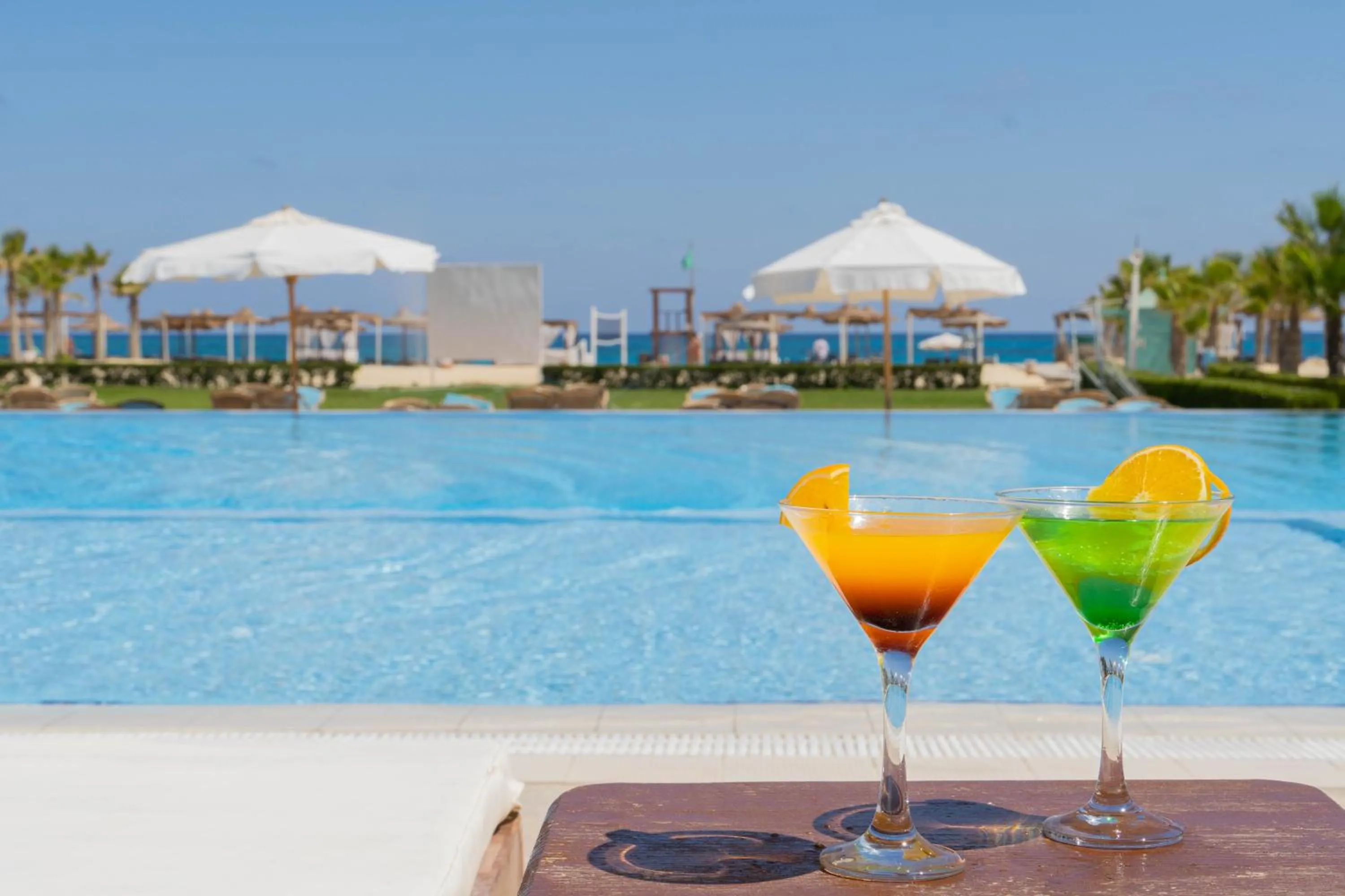 Food and drinks in Caesar Bay Resort