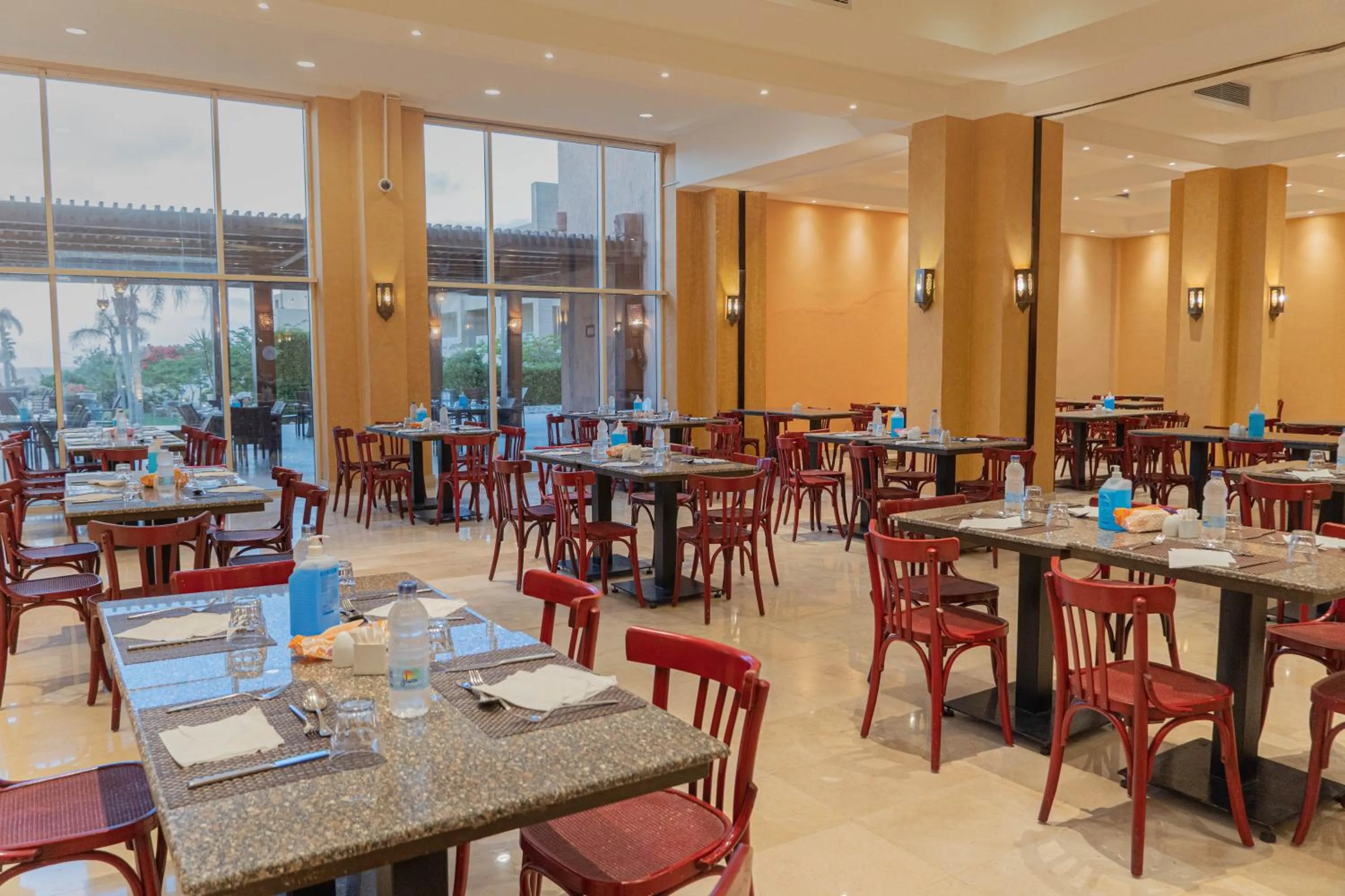 Restaurant/places to eat in Caesar Bay Resort