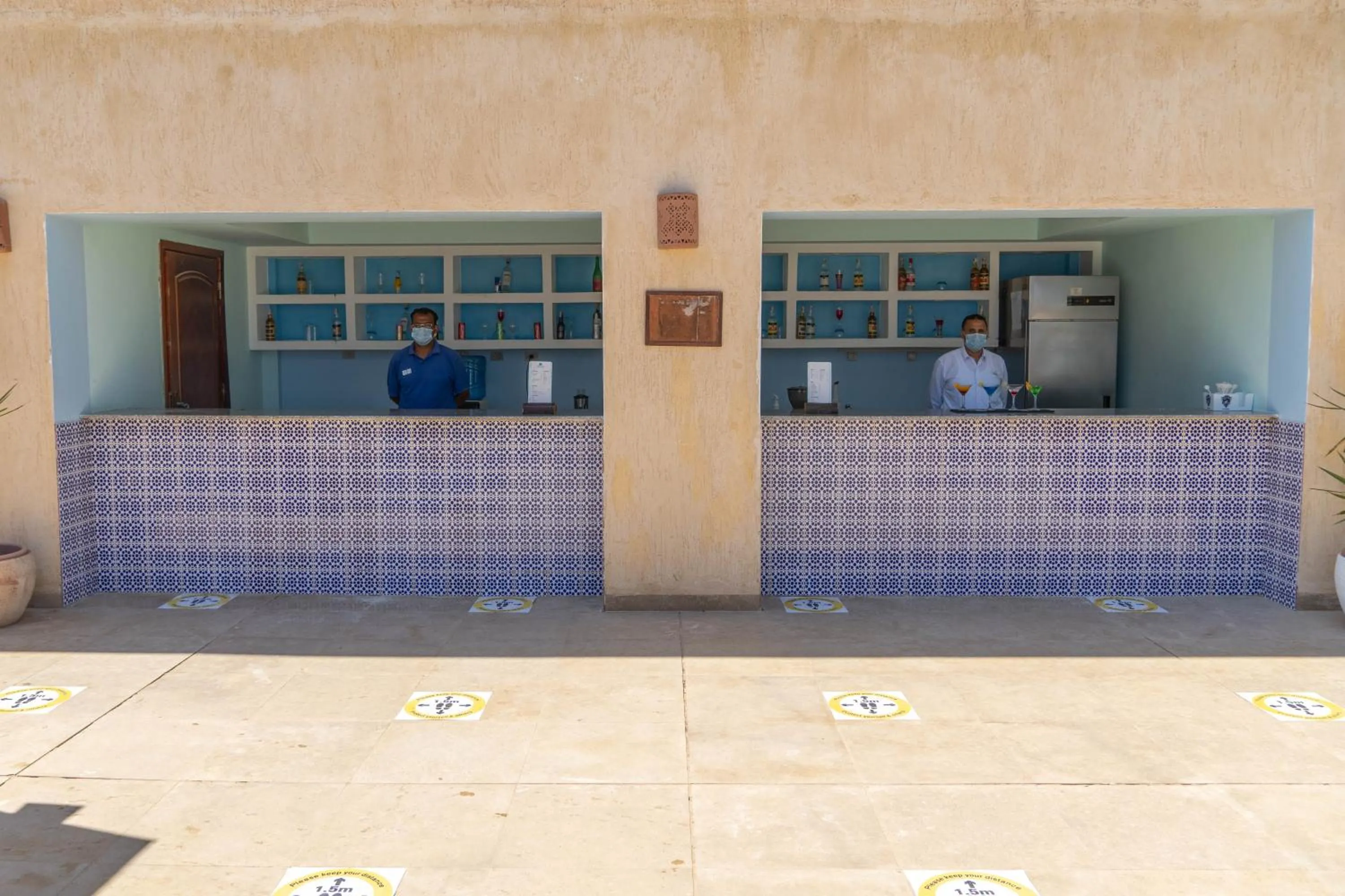 Lounge or bar in Caesar Bay Resort