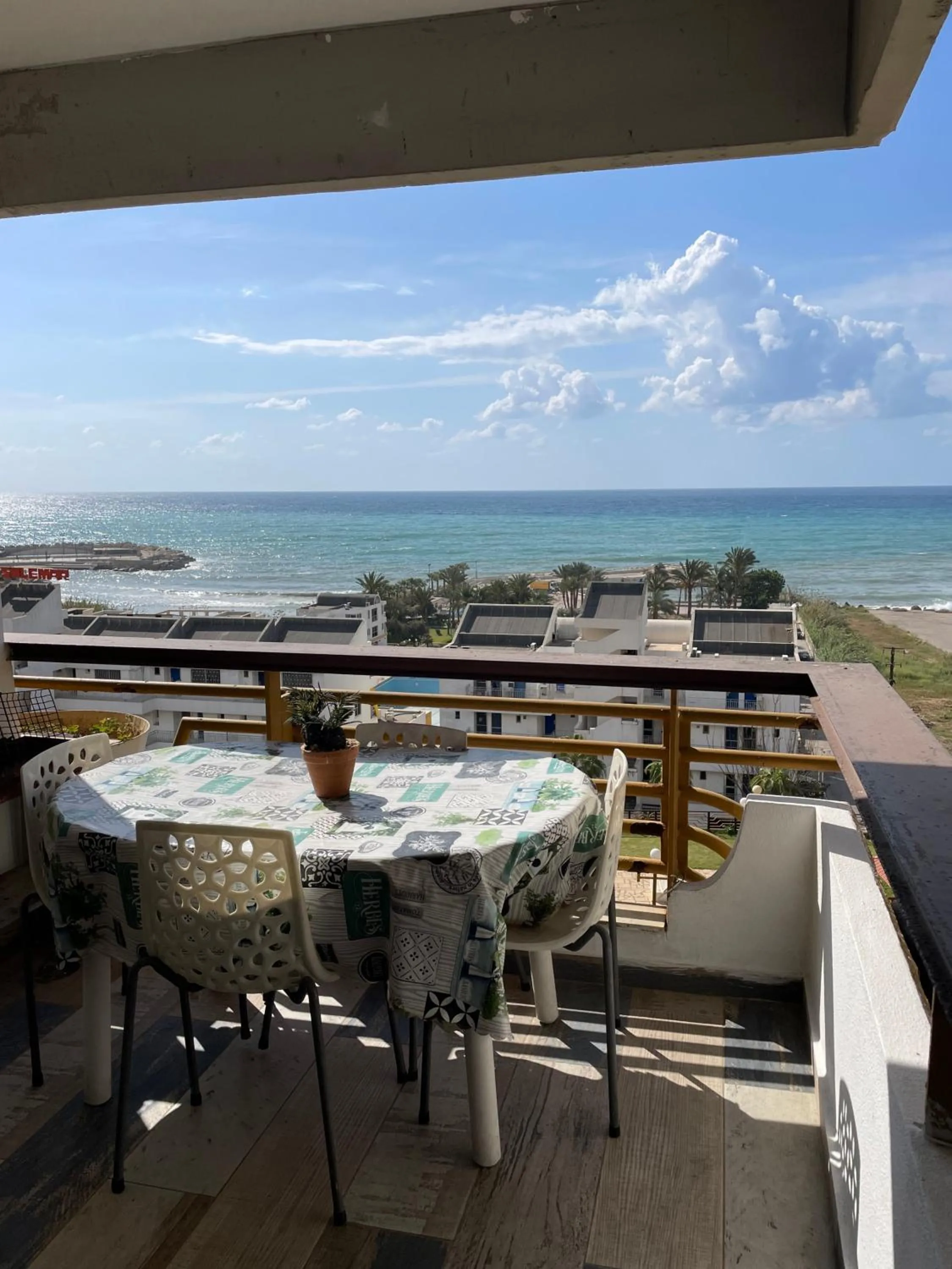 Jounieh Cozy Apartment with Sea View