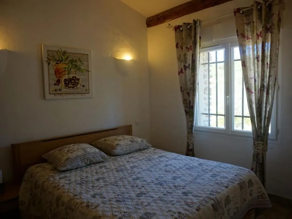 Bedroom, Bed in La Buisse