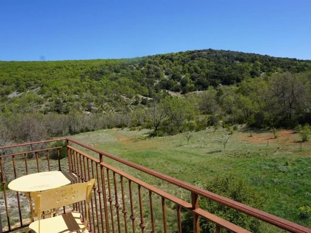 Property building in La Buisse