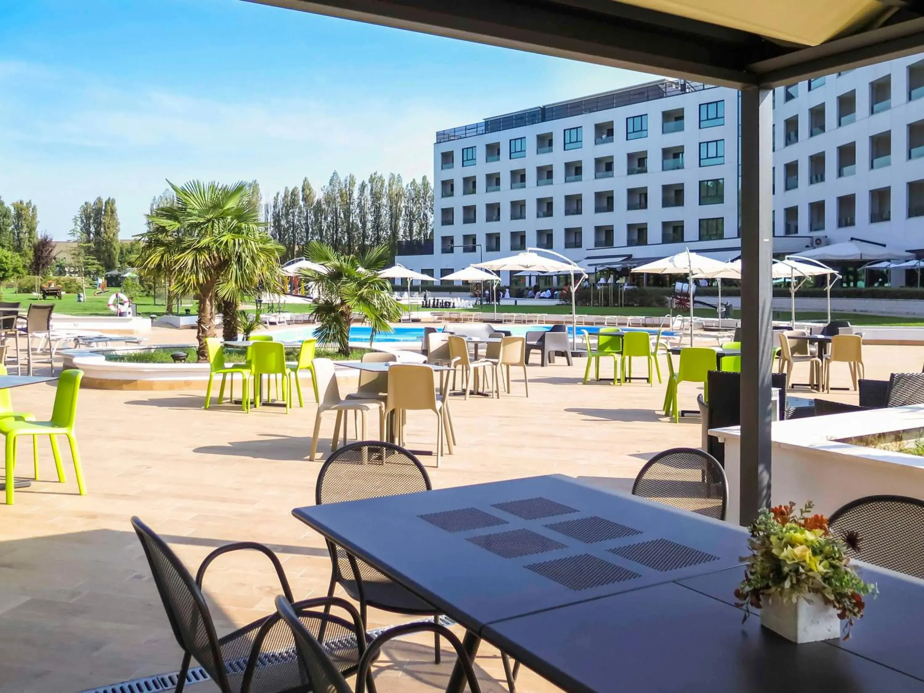 Lounge or bar in ibis Styles Milano Est Settala Lounge or bar in ibis Styles Milano Est Settala