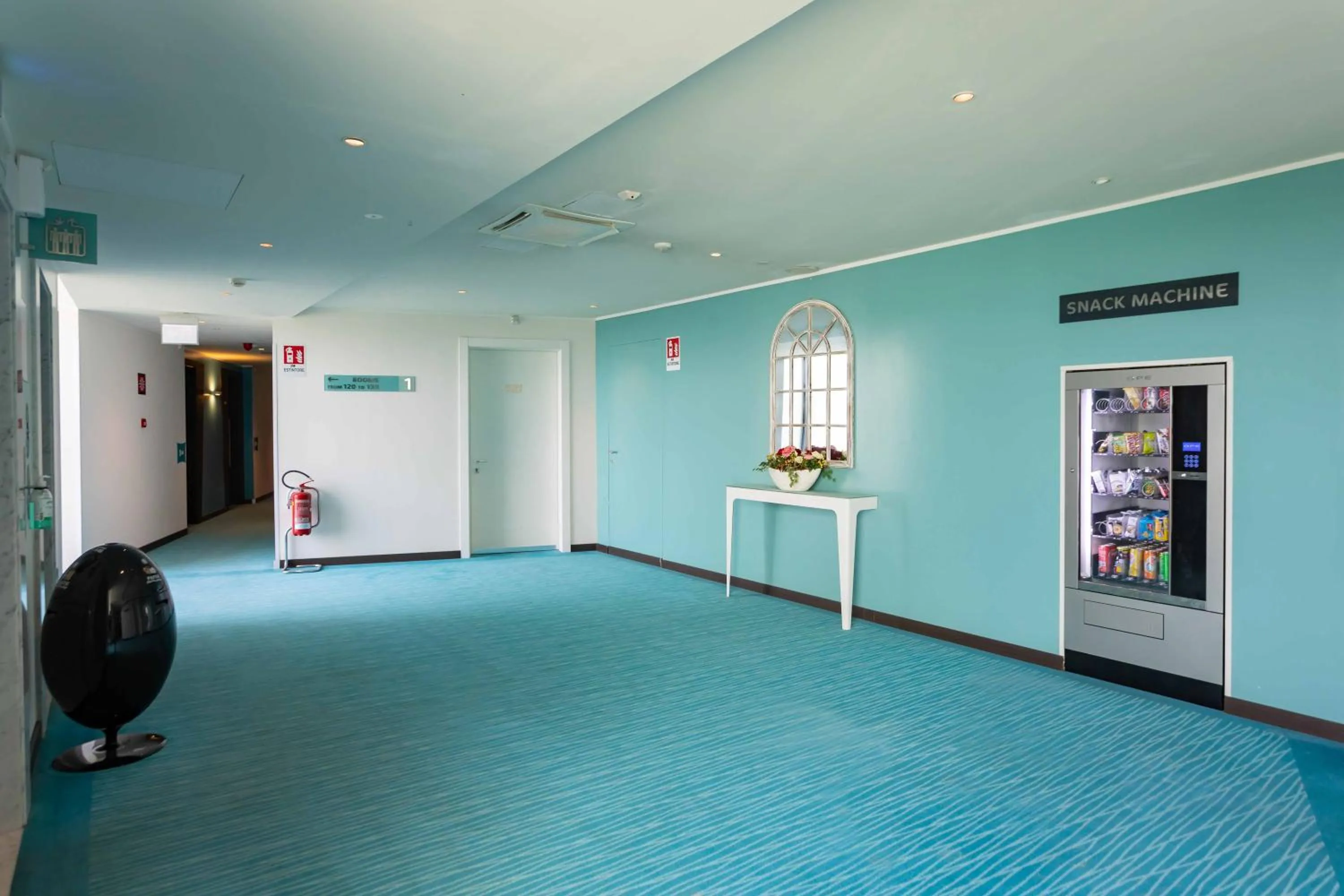 elevator in ibis Styles Milano Est Settala