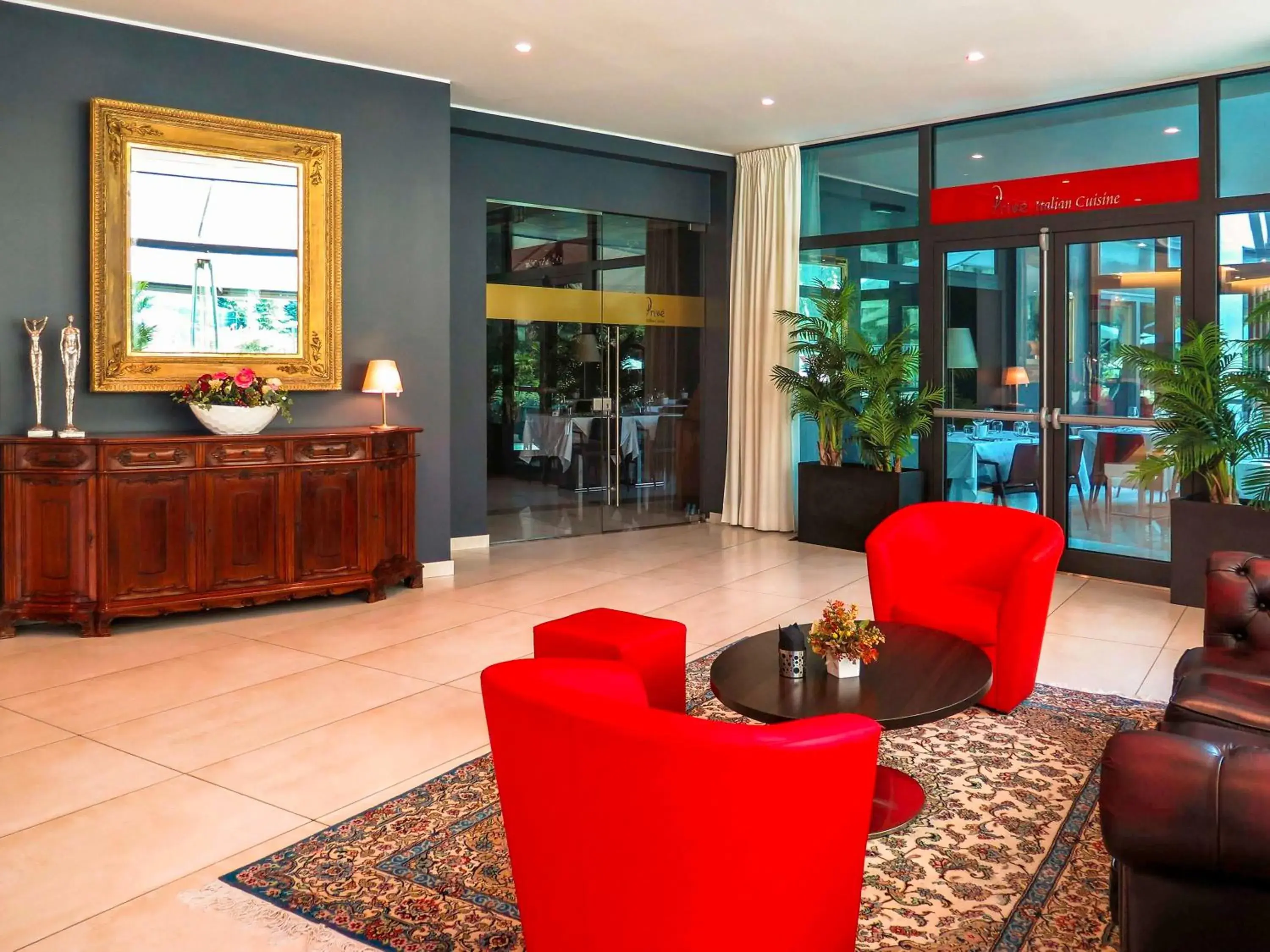Lounge or bar in ibis Styles Milano Est Settala Lounge or bar in ibis Styles Milano Est Settala