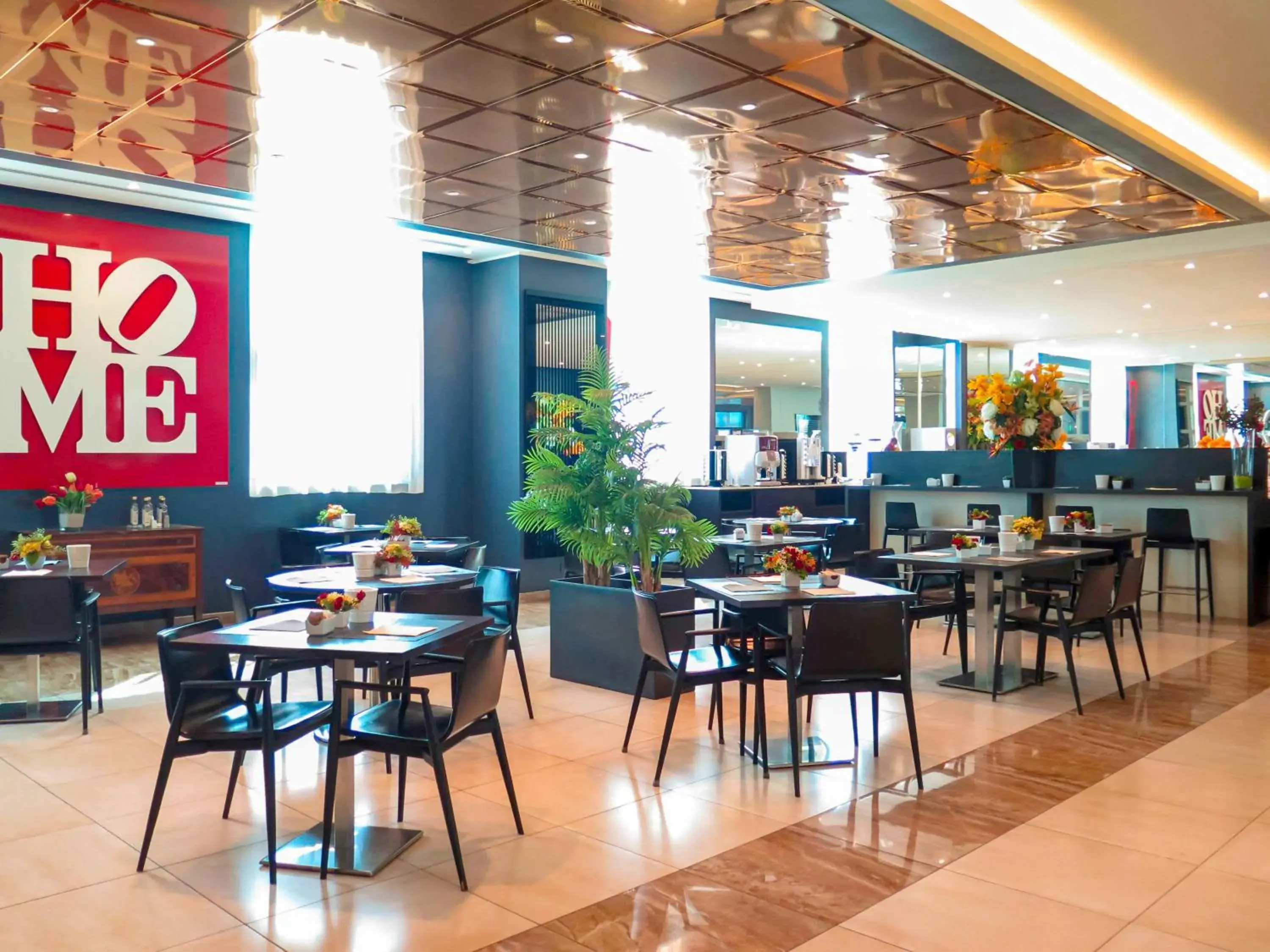 Restaurant/places to eat in ibis Styles Milano Est Settala Restaurant/places to eat in ibis Styles Milano Est Settala