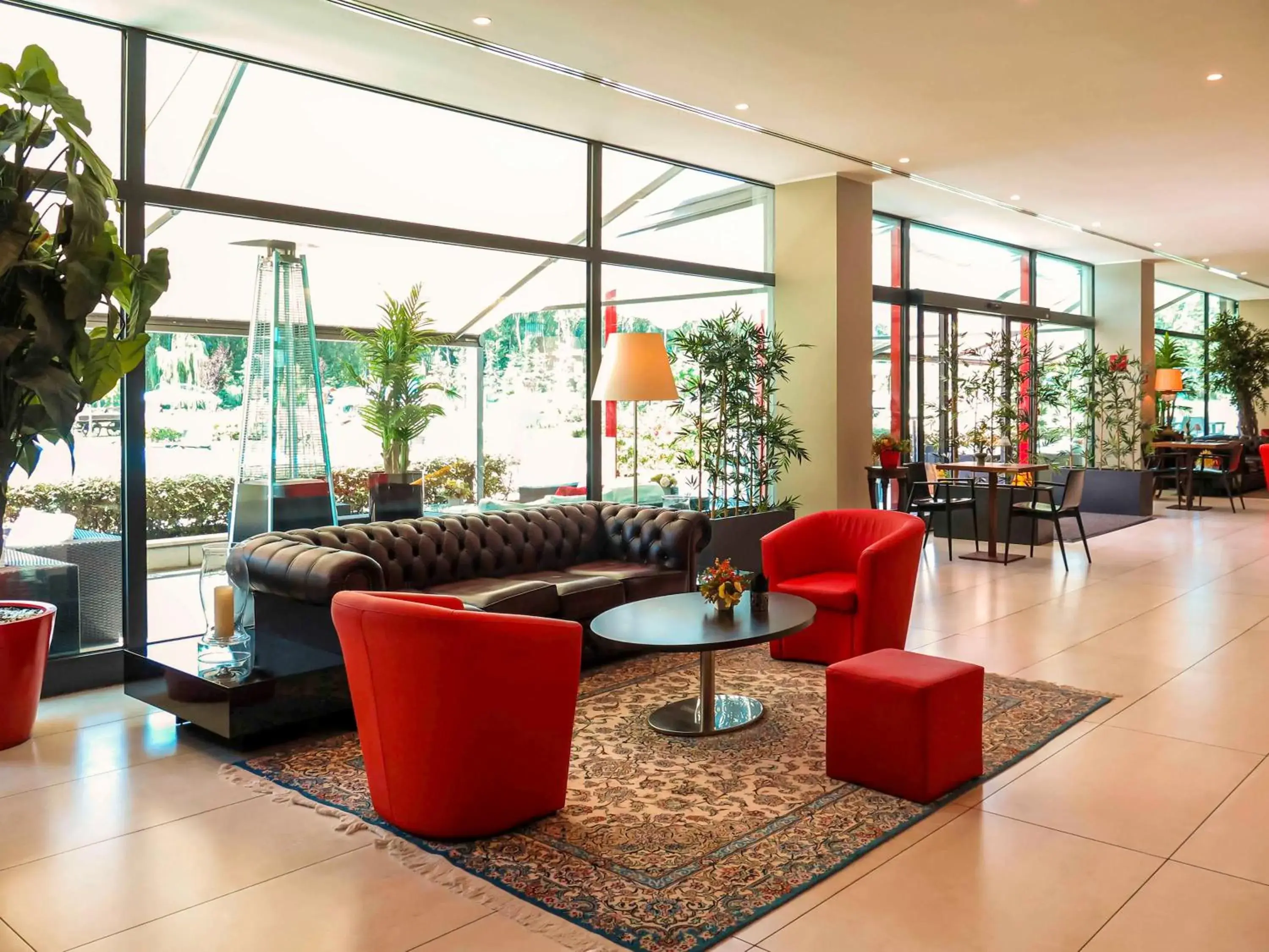 Lounge or bar in ibis Styles Milano Est Settala Lounge or bar in ibis Styles Milano Est Settala