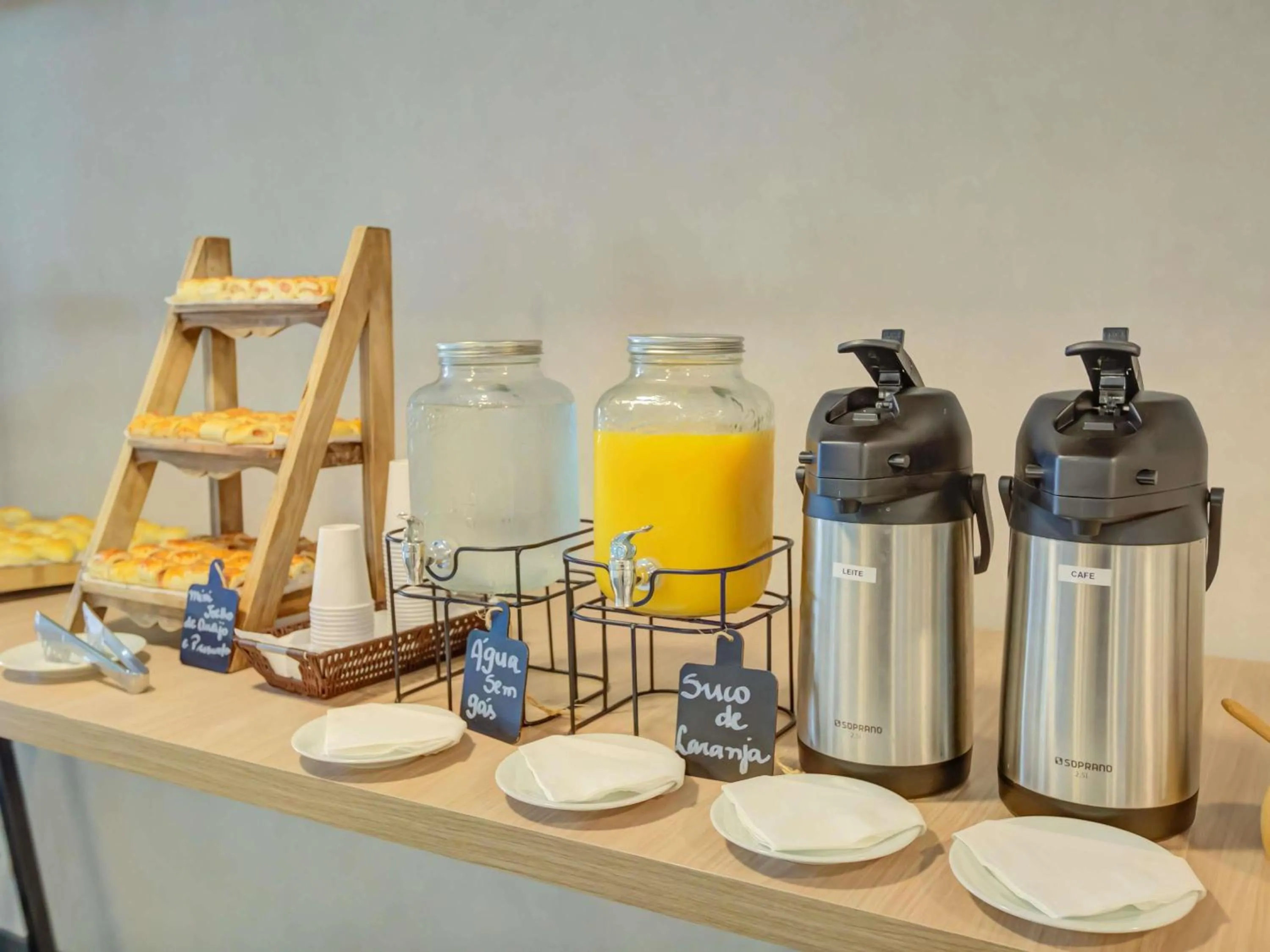 Meeting/conference room in ibis Rio de Janeiro Nova America