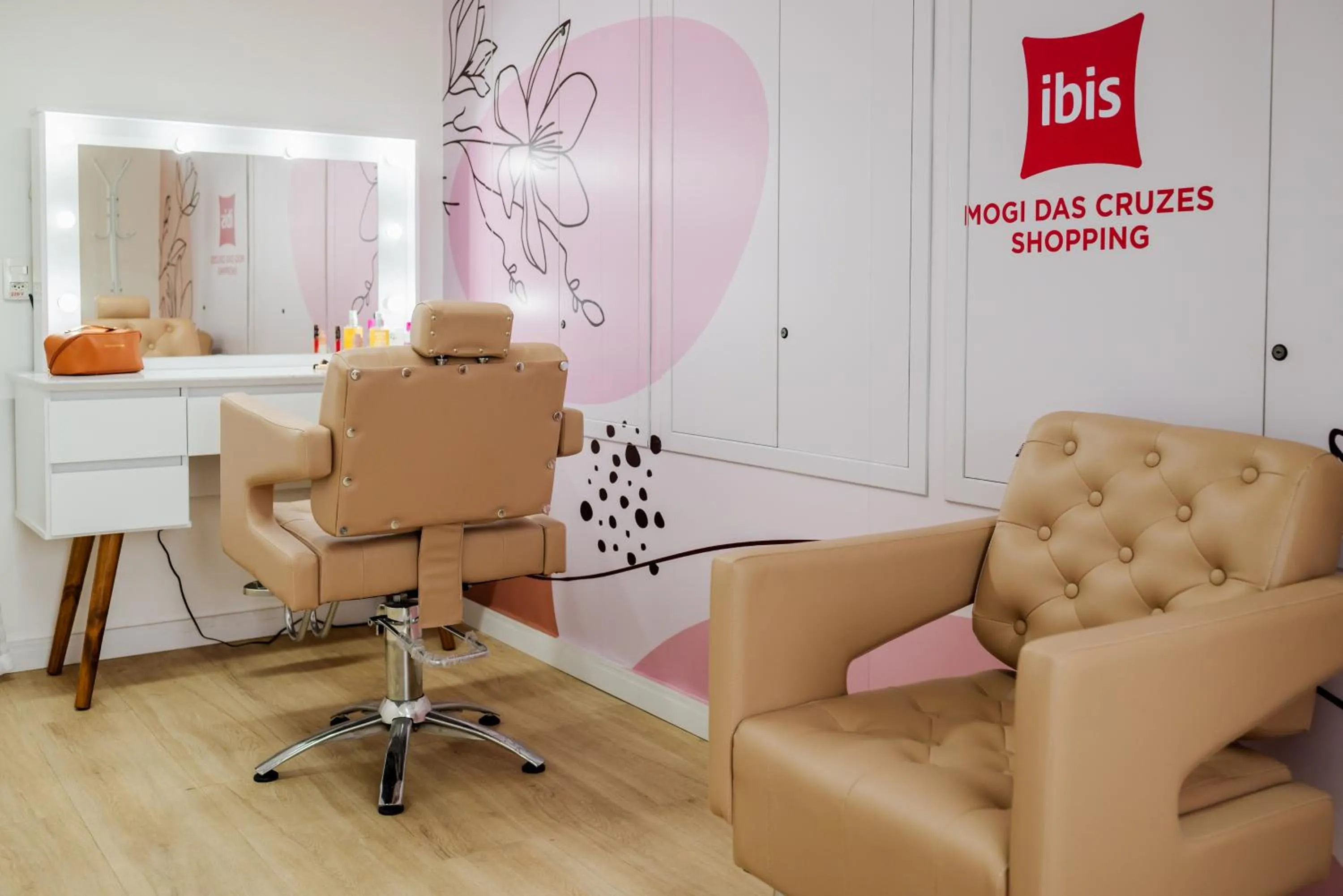 hair dresser in ibis Mogi das Cruzes Shopping