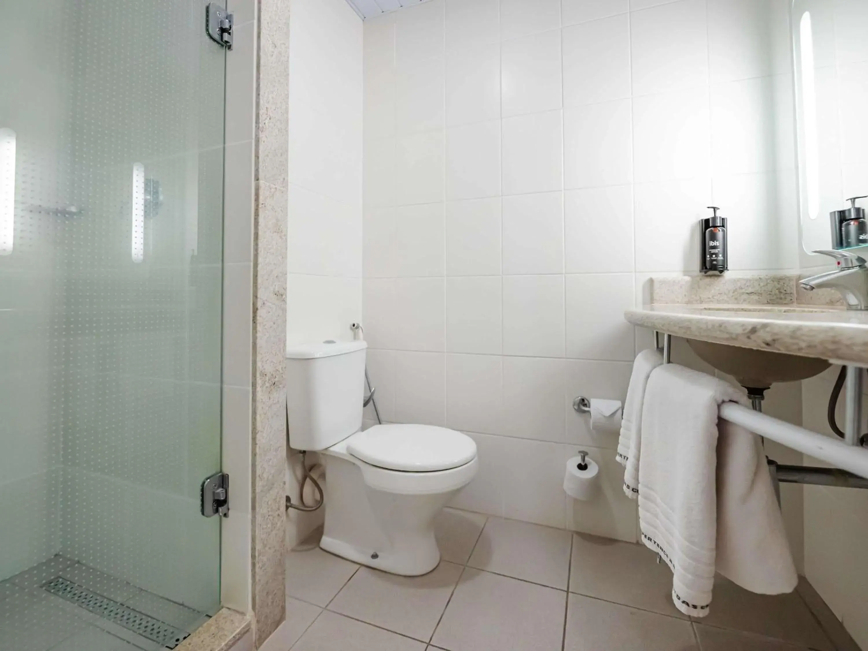 Bedroom in ibis Mogi das Cruzes Shopping Bedroom in ibis Mogi das Cruzes Shopping