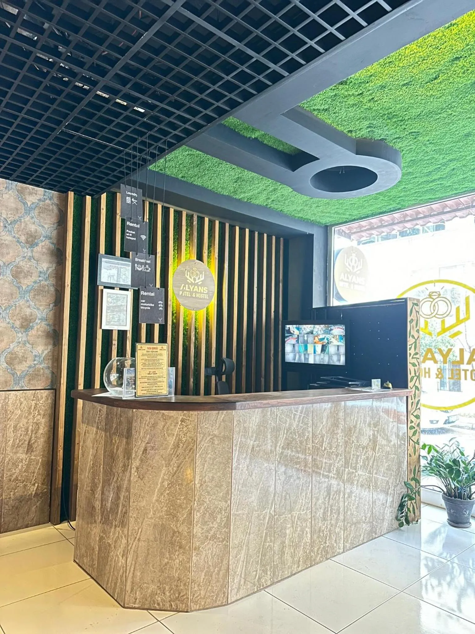 Hotel Alyans