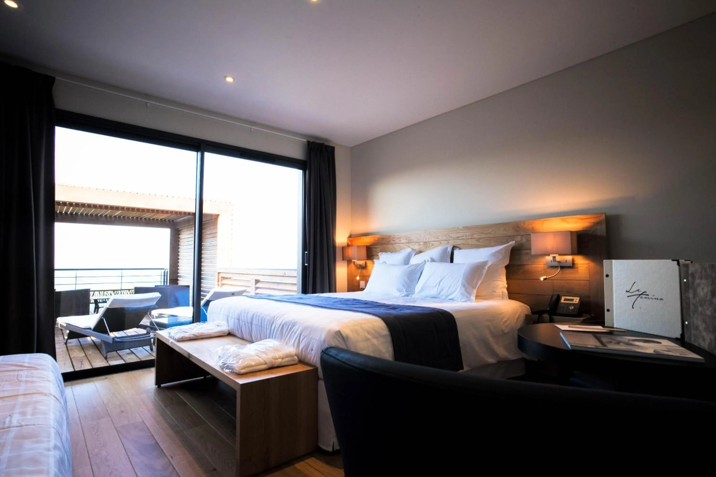 Double Room with Sea View in Le Tomino