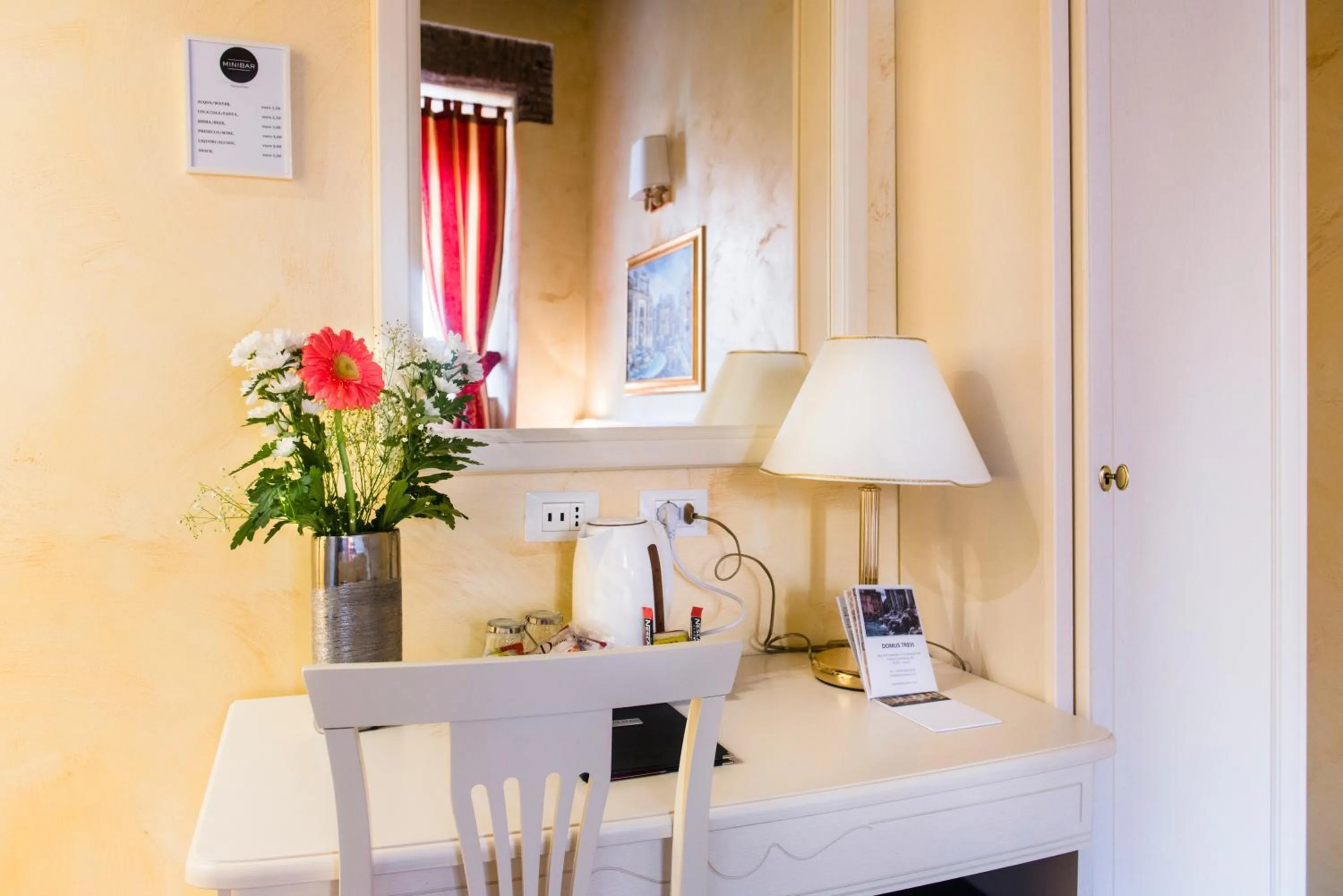 Bedroom in Domus Trevi