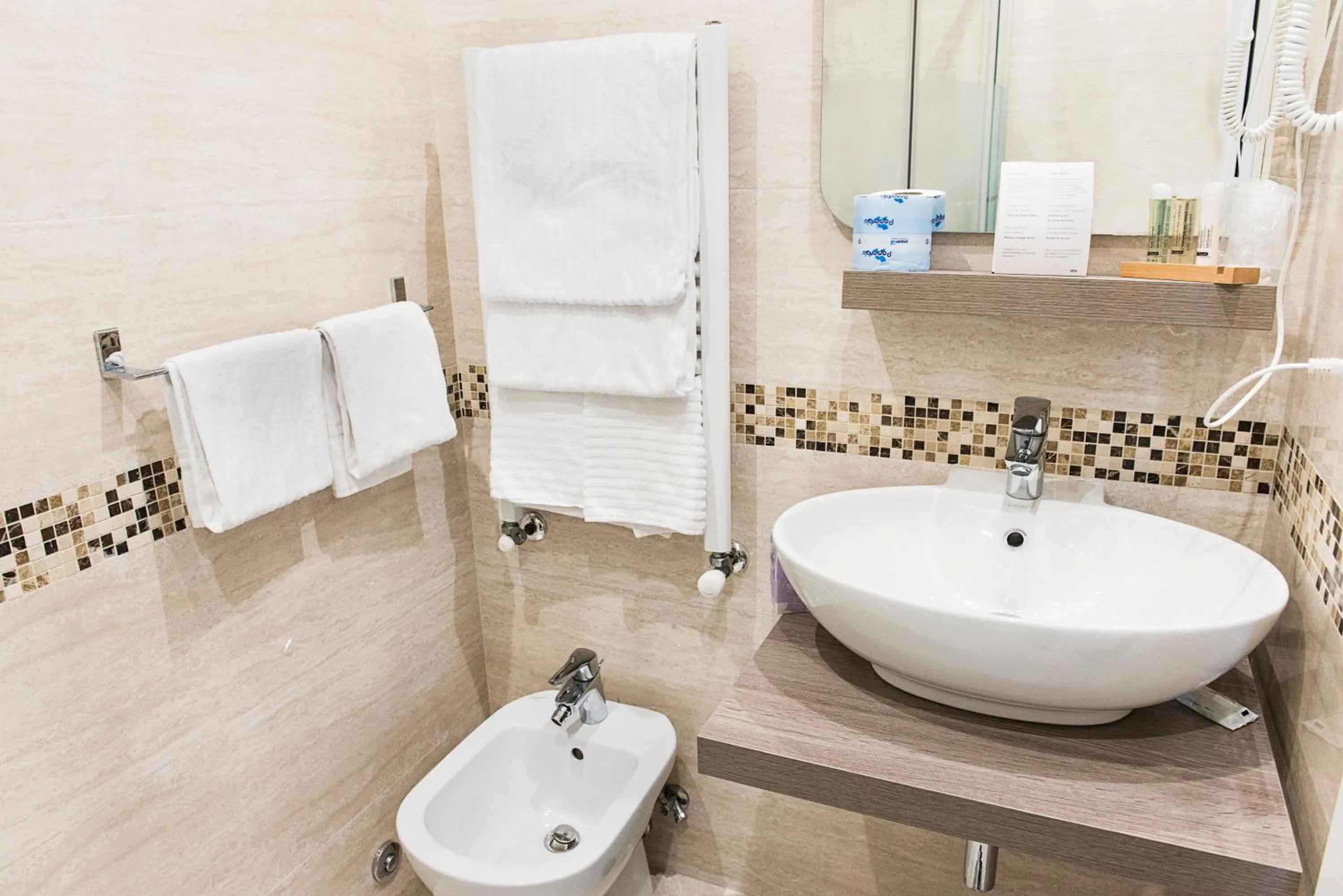 Bathroom in Domus Trevi