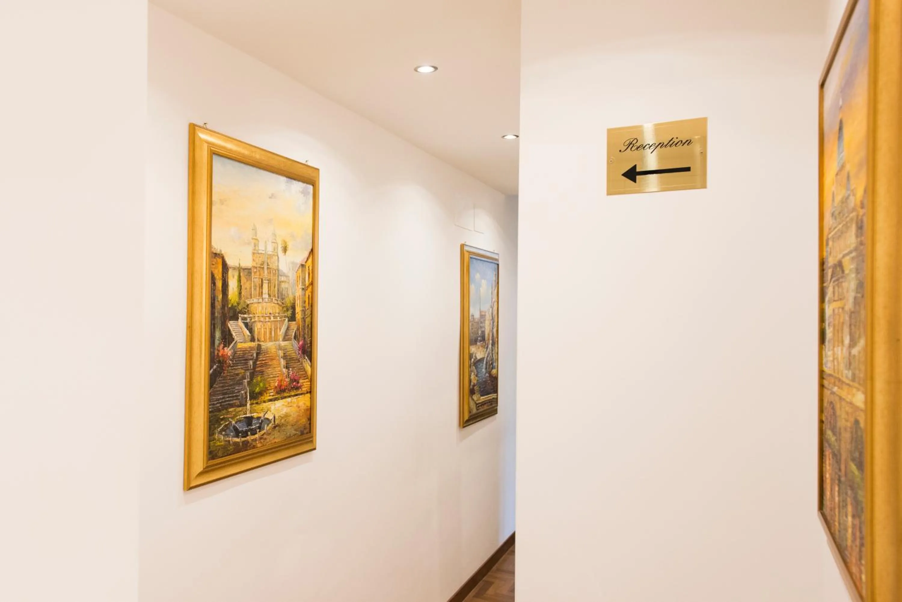 Lobby or reception in Domus Trevi