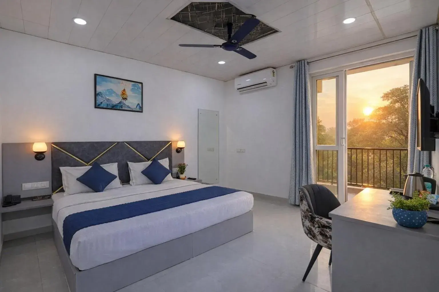 Hotel Warm Welcome Inn - Noida Sector 26 Hotel Warm Welcome Inn - Noida Sector 26