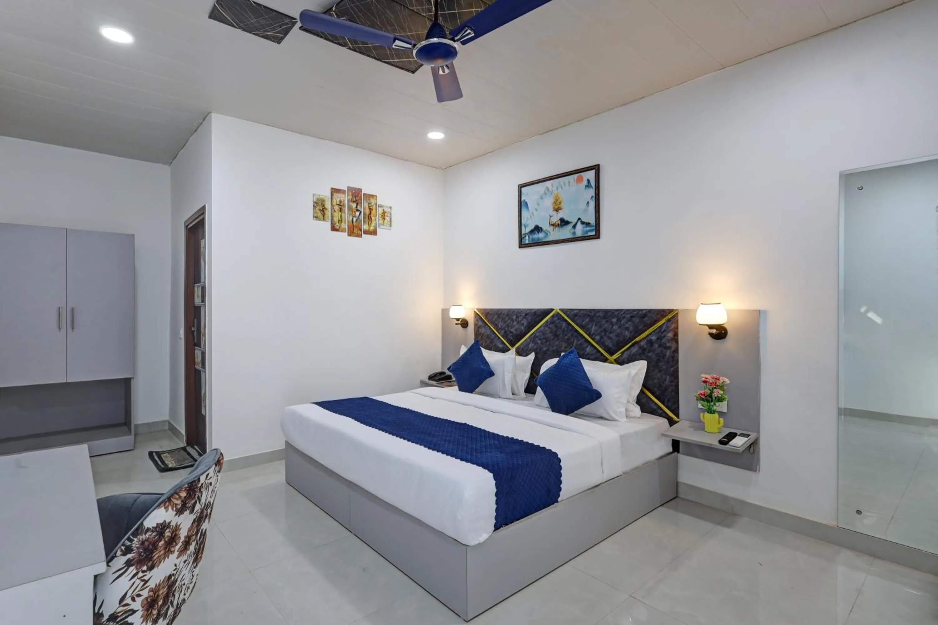 Hotel Warm Welcome Inn - Noida Sector 26