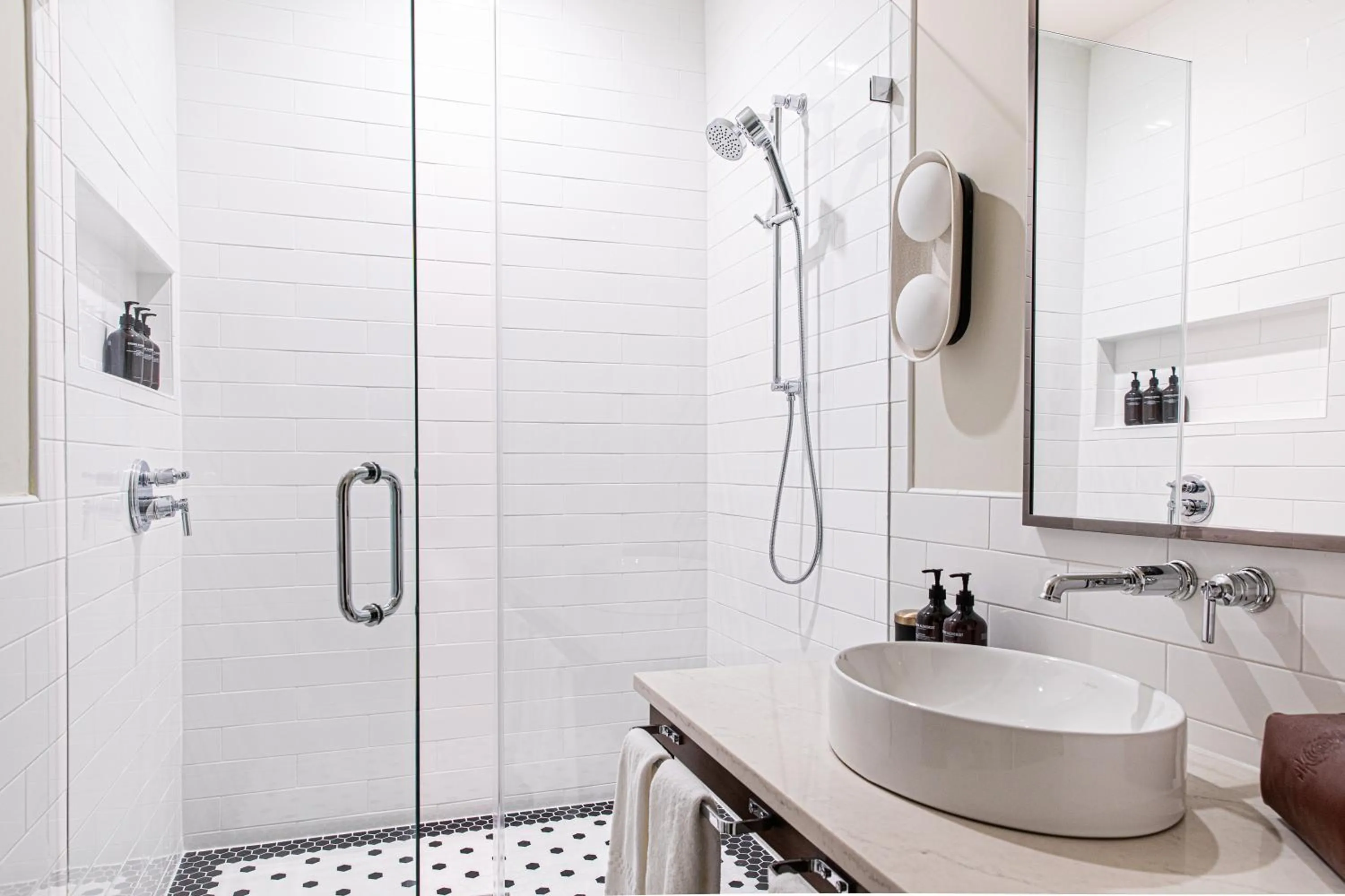 Shower in Hotel Richemont