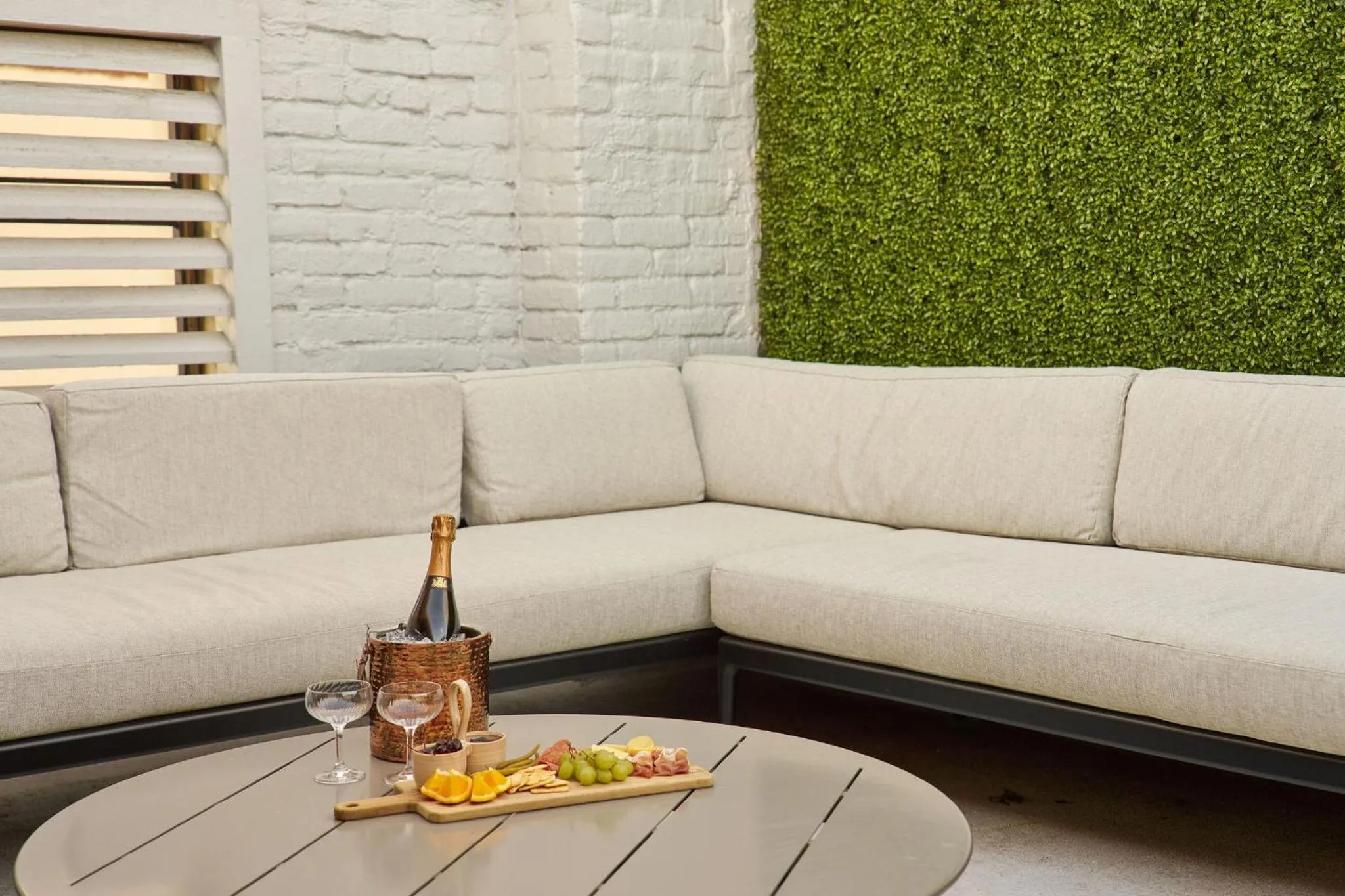 Patio in Hotel Richemont