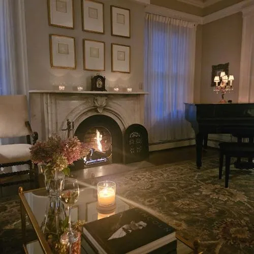 Peach Grove House