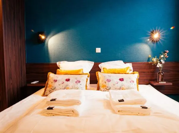 Bedroom, Bed in Gran Hotel De Passage