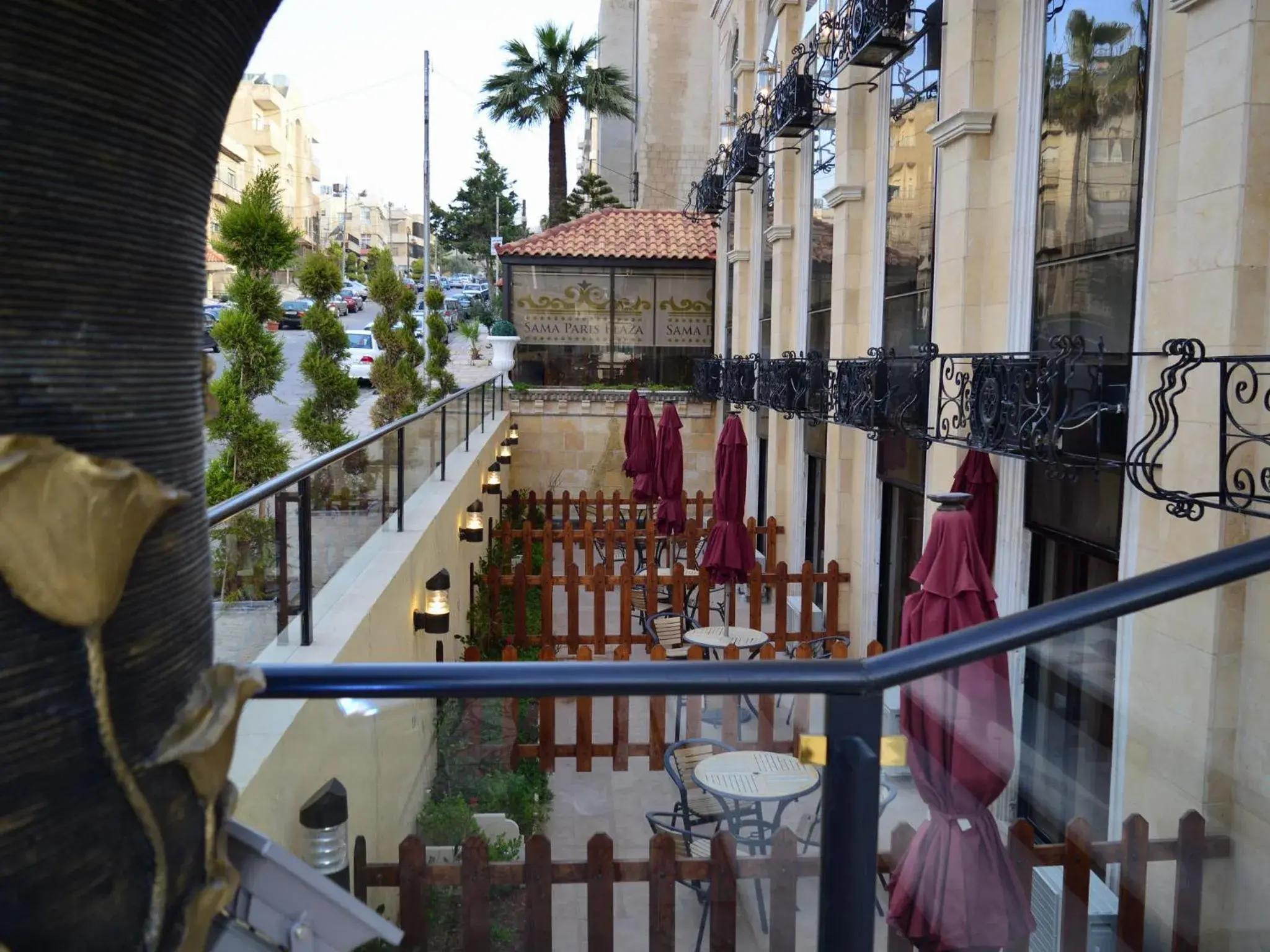 Balcony/Terrace in Sama Paris Hotel