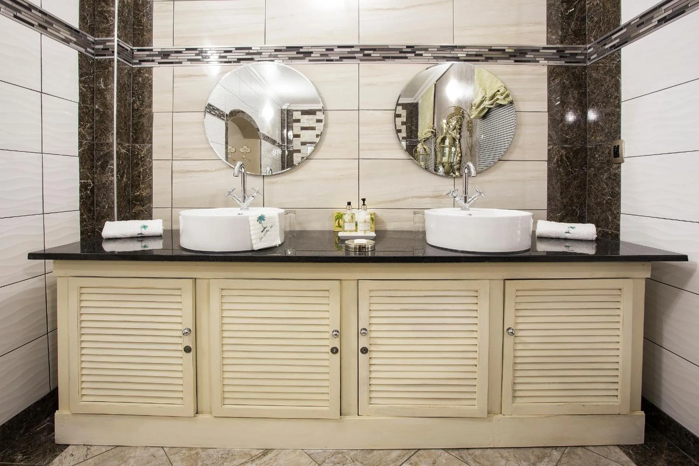 Bathroom in The Royal Palm B&B