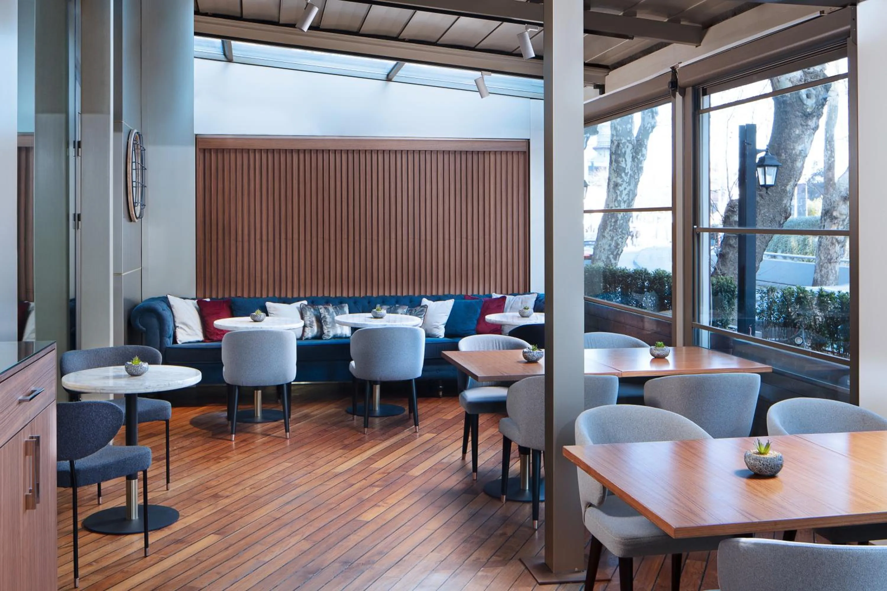 Restaurant/places to eat in Delta Hotels by Marriott Istanbul Levent