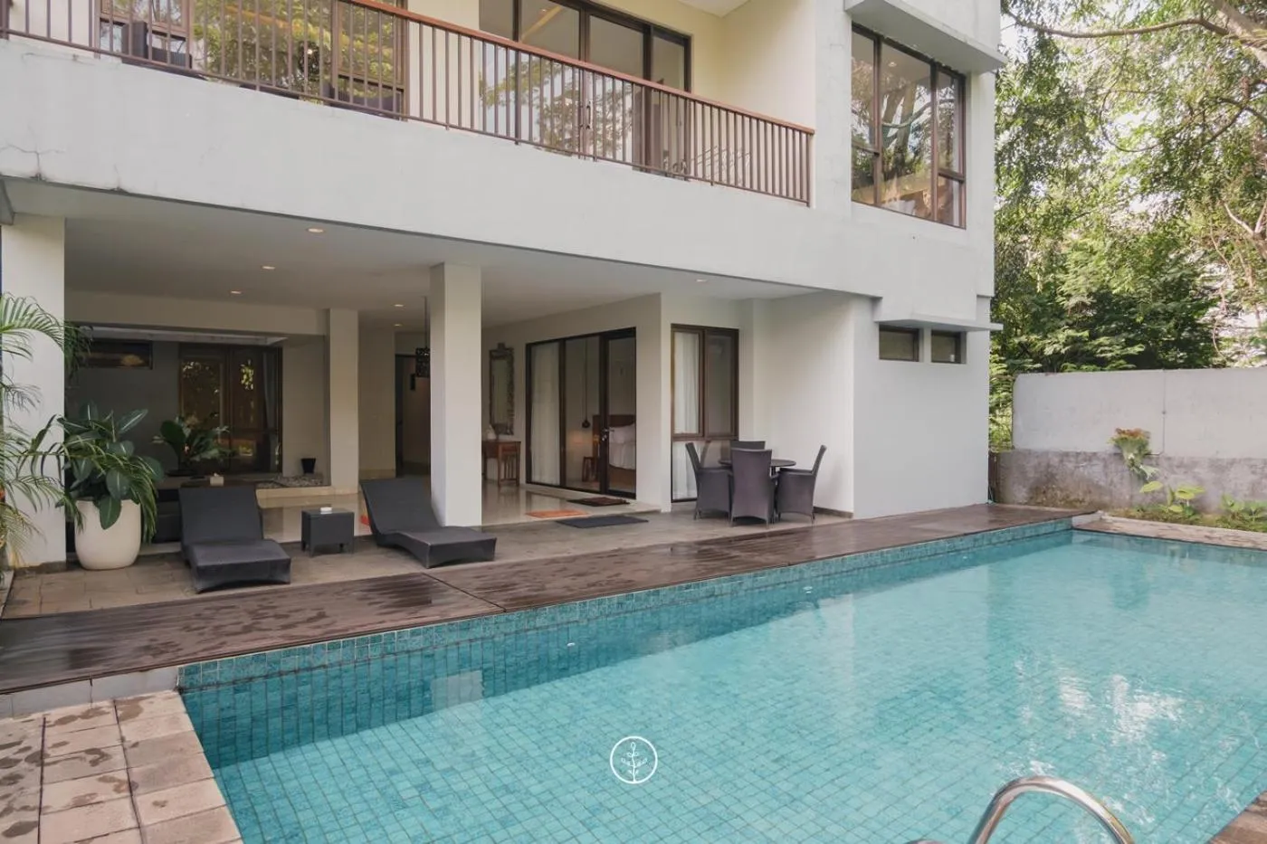 Swimming pool in Hikari Hill View Villa 7 bedrooms with a private swimming pool