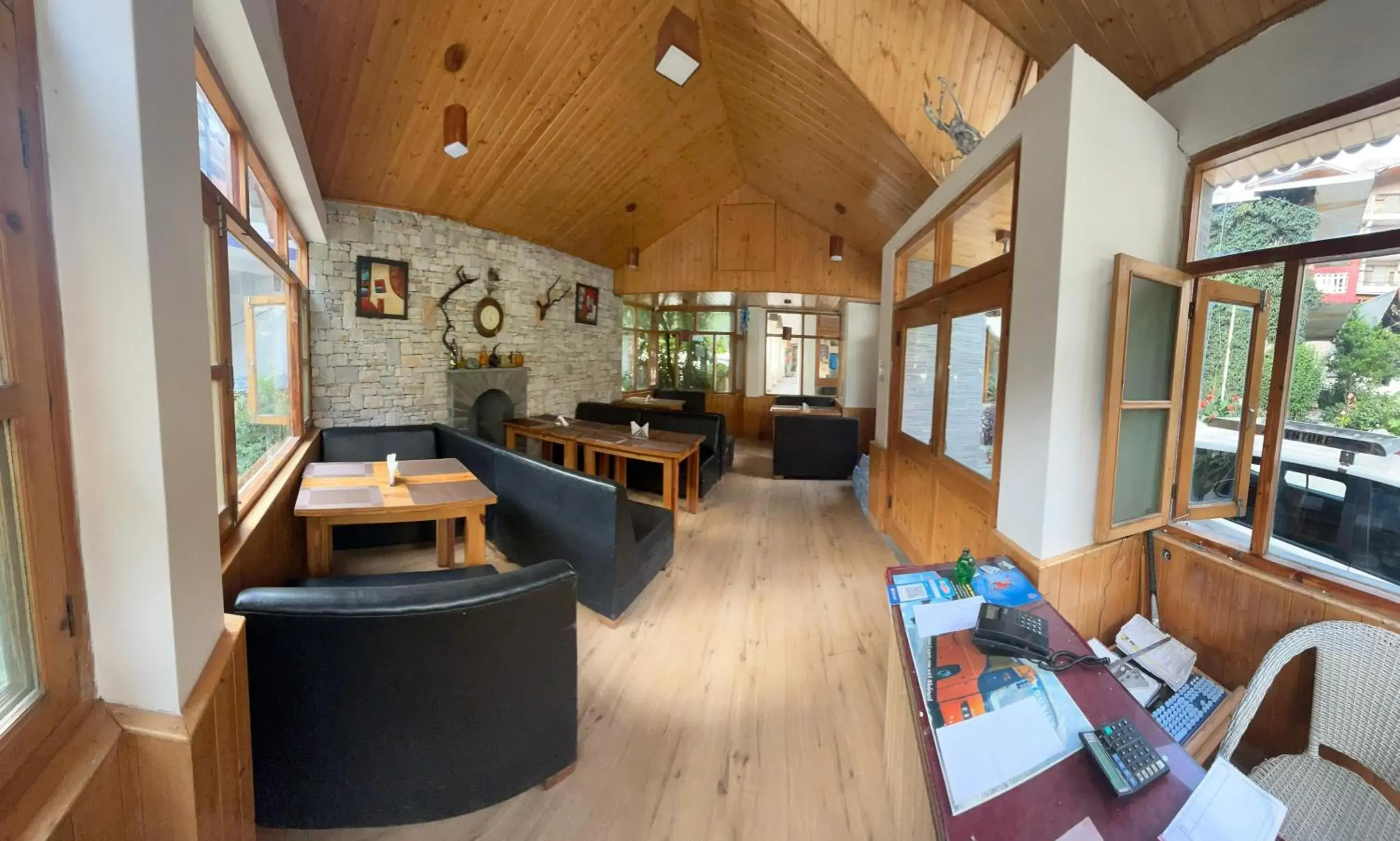 Restaurant/places to eat in Hotel Purnima - A Riverside Hotel in Kasol Restaurant/places to eat in Hotel Purnima - A Riverside Hotel in Kasol