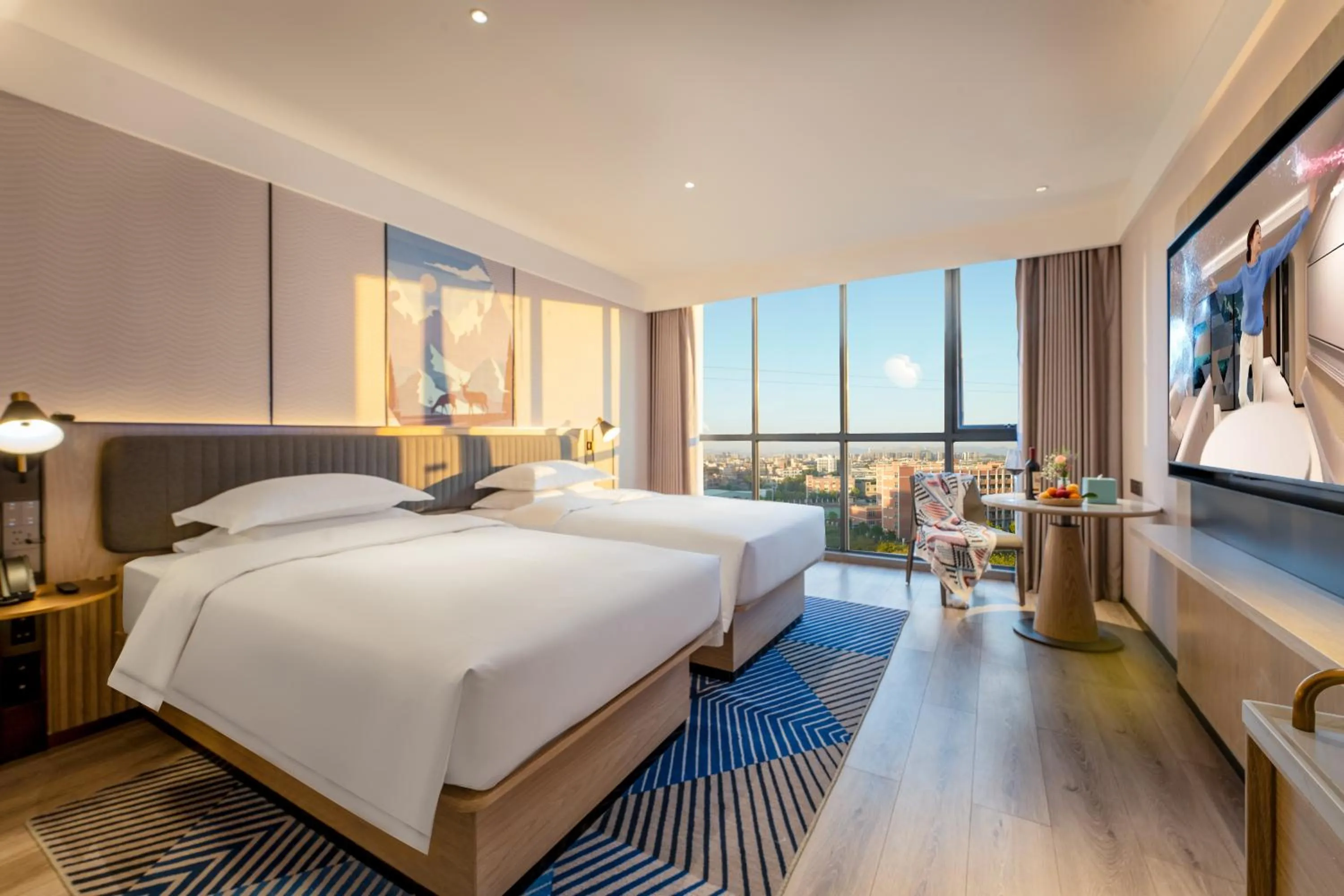 Superior Twin Room in Echarm Hotel Guangzhou Baiyun Airport Flagship Store-Free airport shuttle-Free one-way shuttle to the Canton Fair Complex during the fair period-Free VPN
