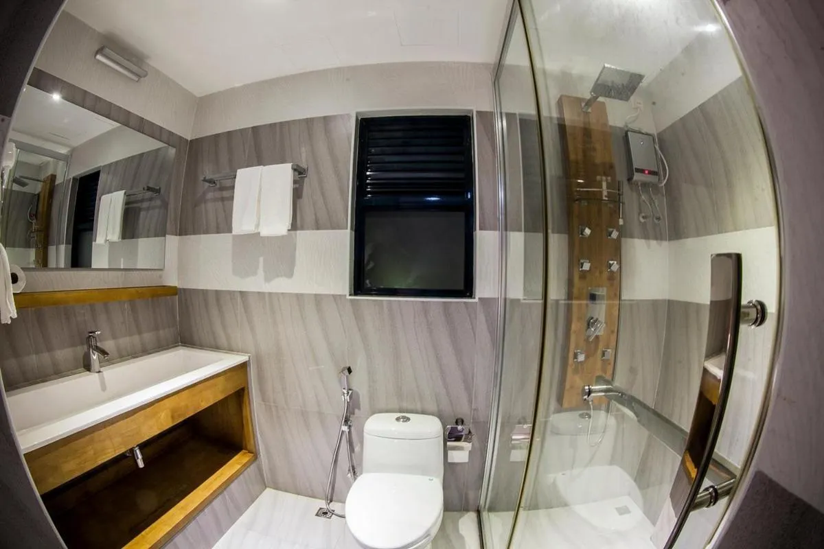 Toilet in Long Beach Laamu Hotel