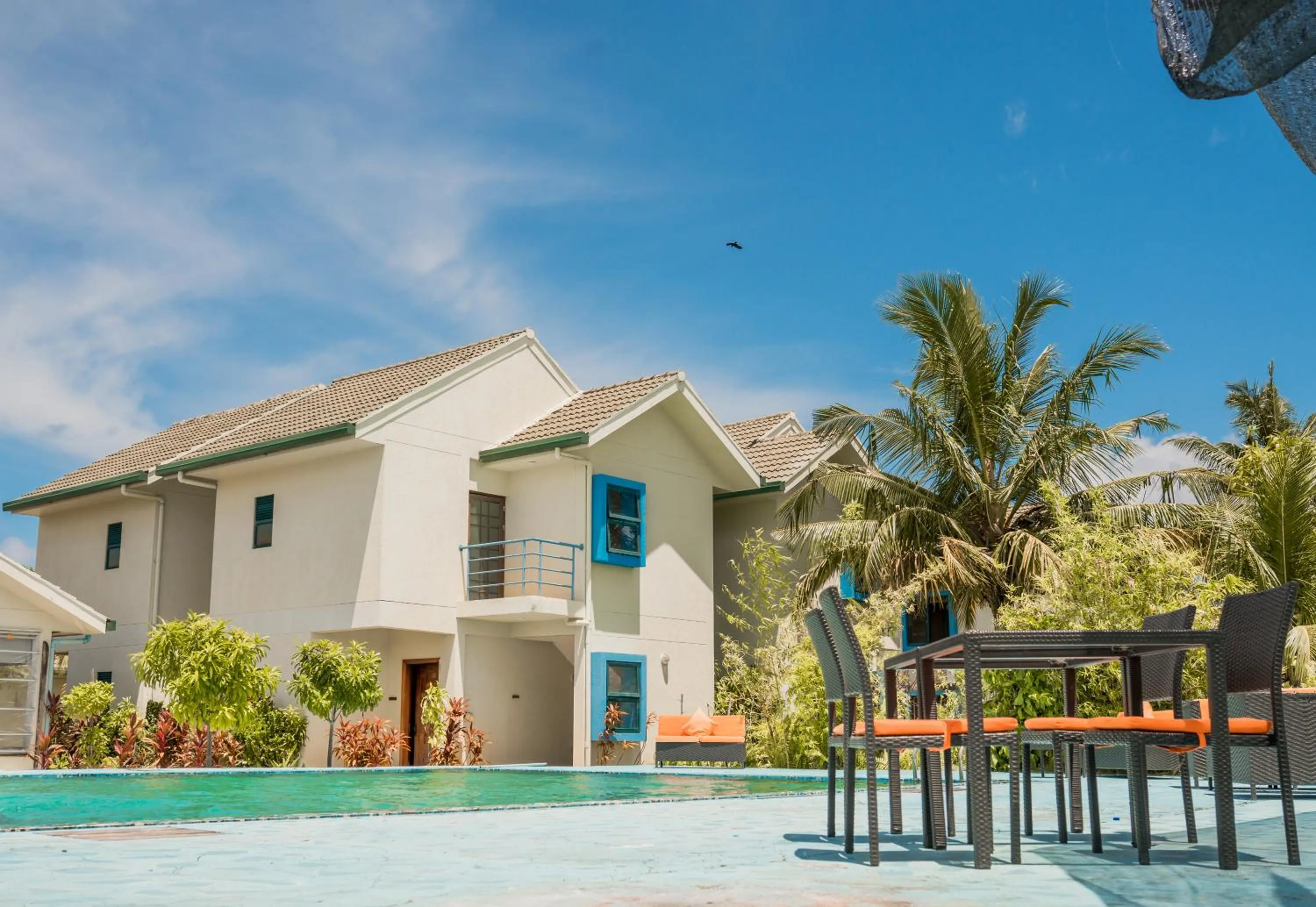 Long Beach Laamu Hotel