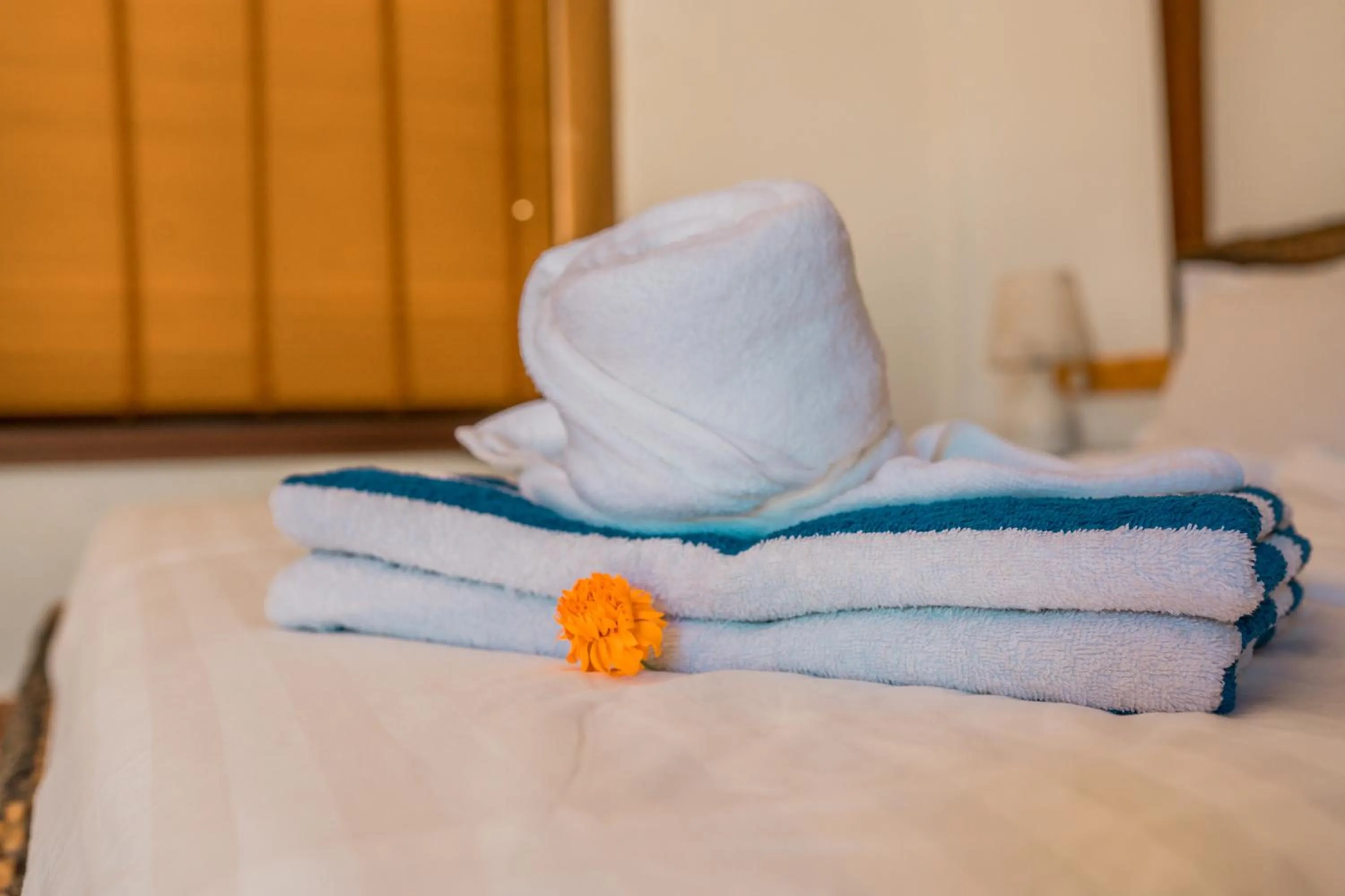 Long Beach Laamu Hotel