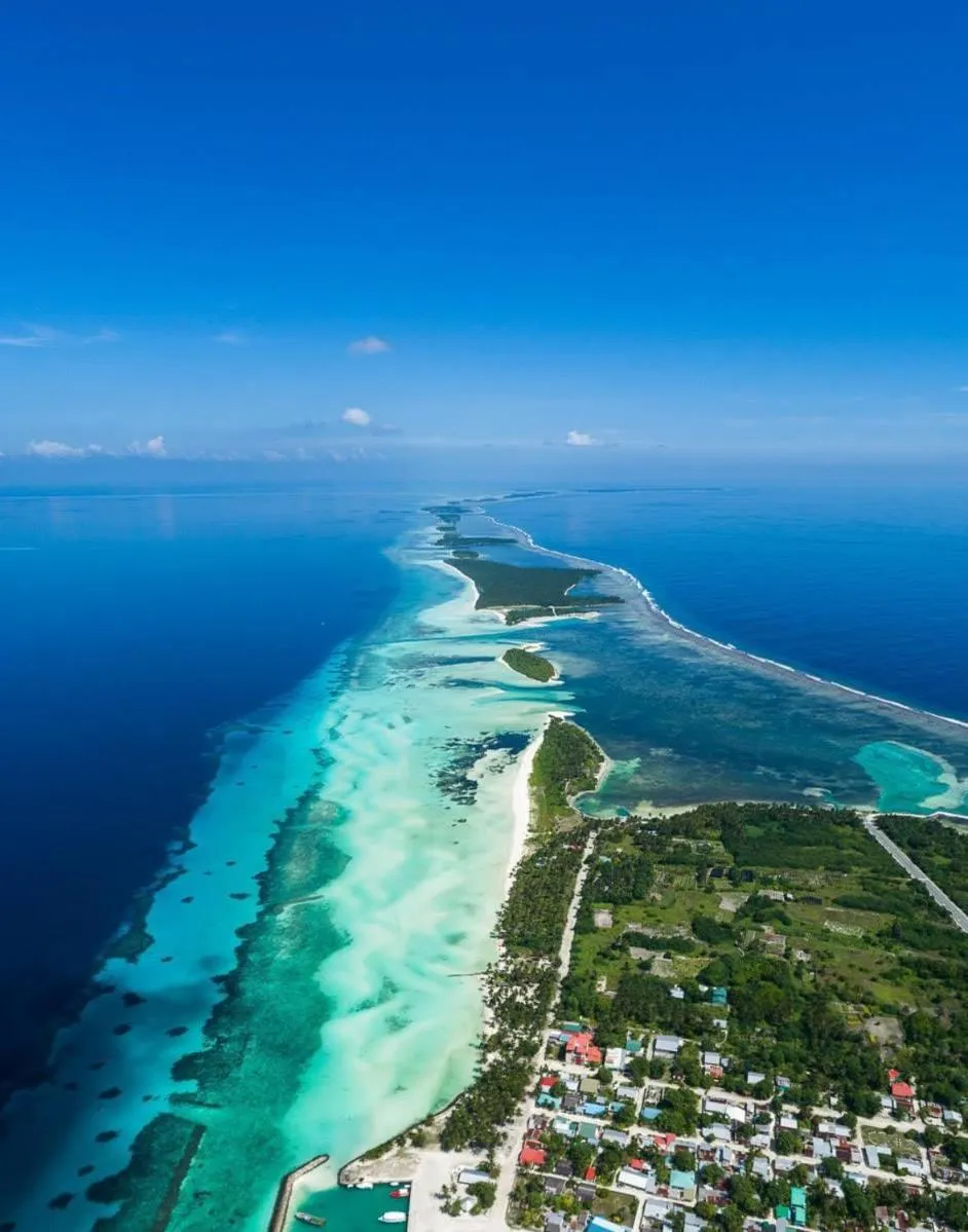 Long Beach Laamu Hotel