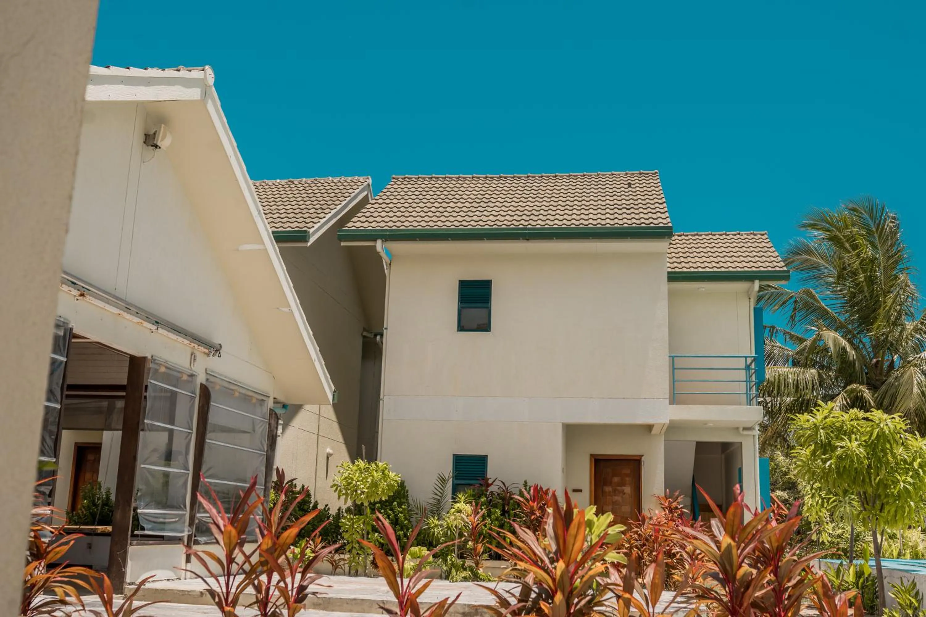 Long Beach Laamu Hotel