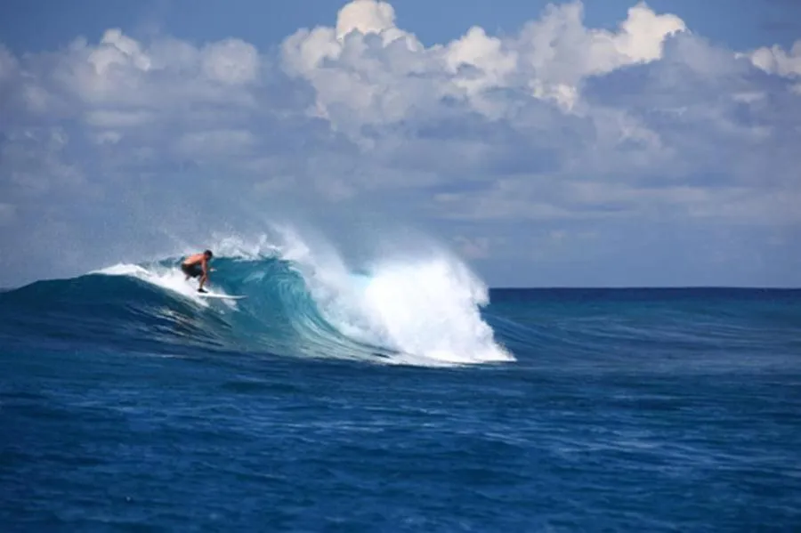 Long Beach Laamu Hotel