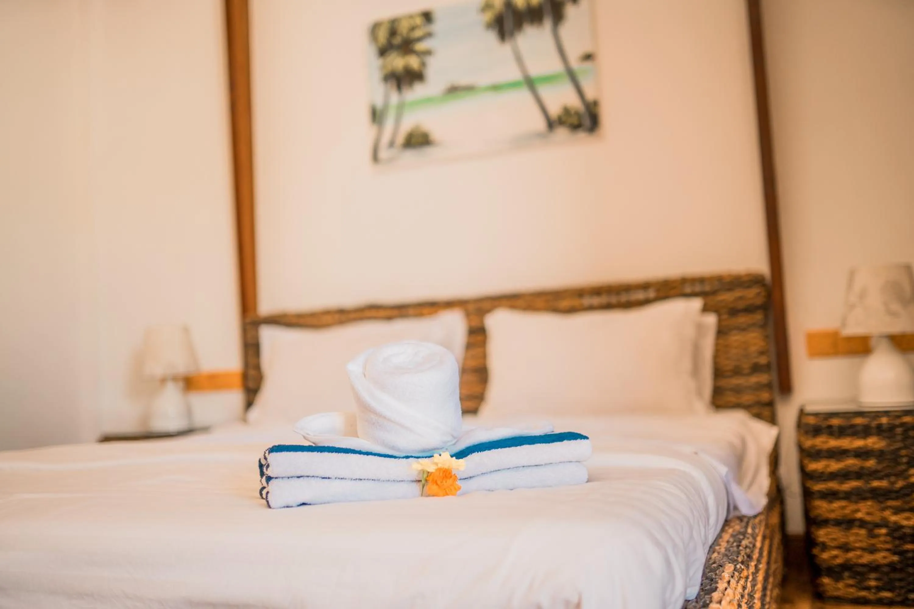 Long Beach Laamu Hotel