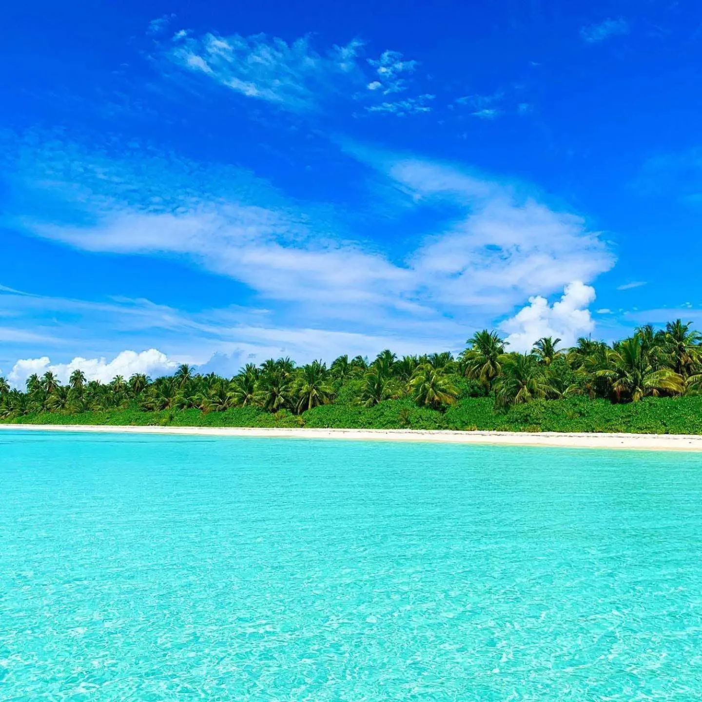 Long Beach Laamu Hotel