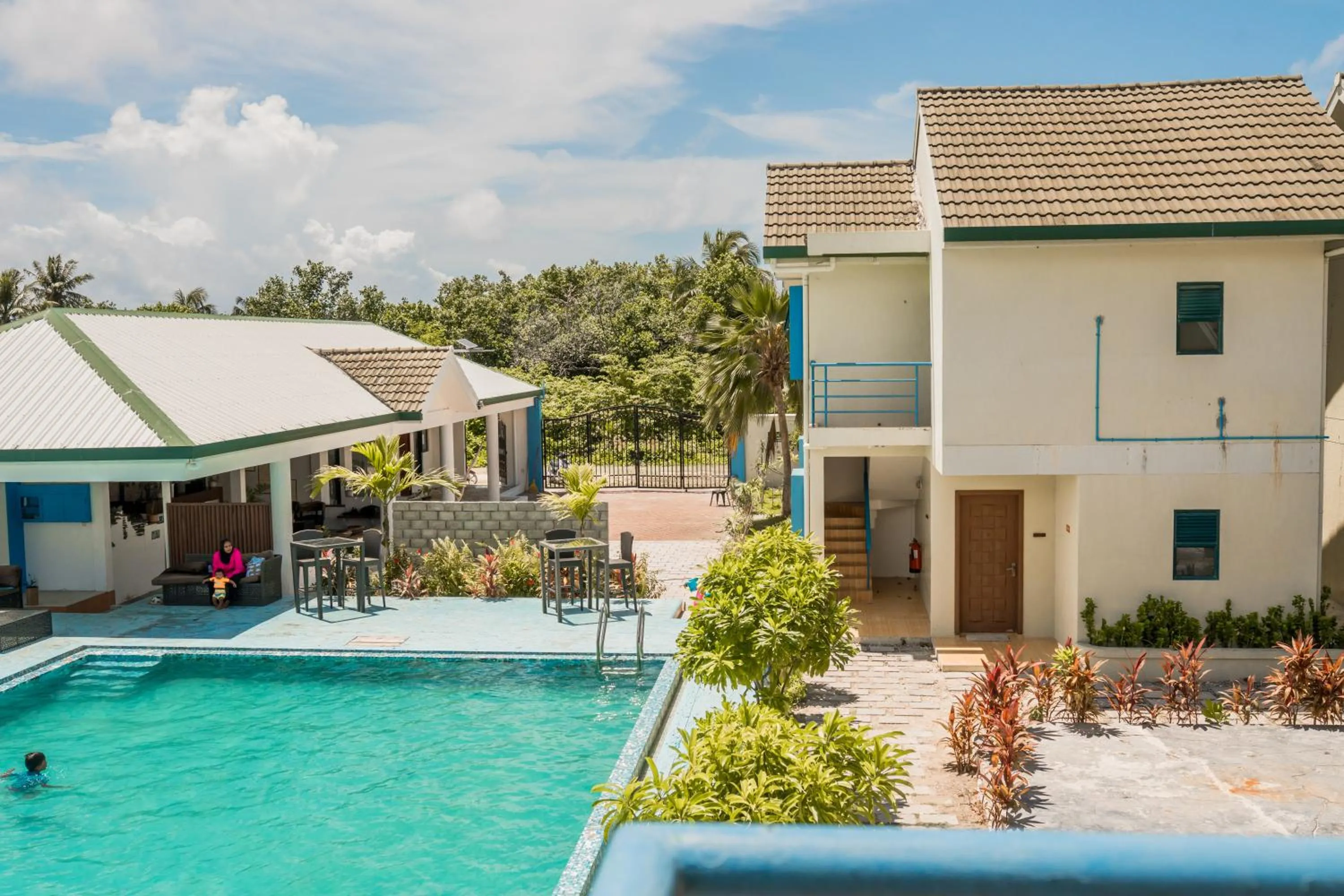 Long Beach Laamu Hotel