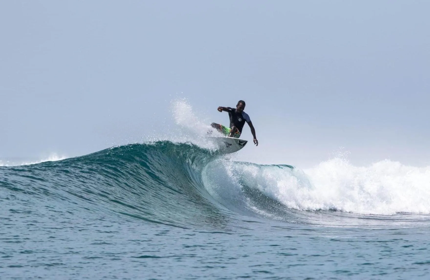 Long Beach Laamu Hotel