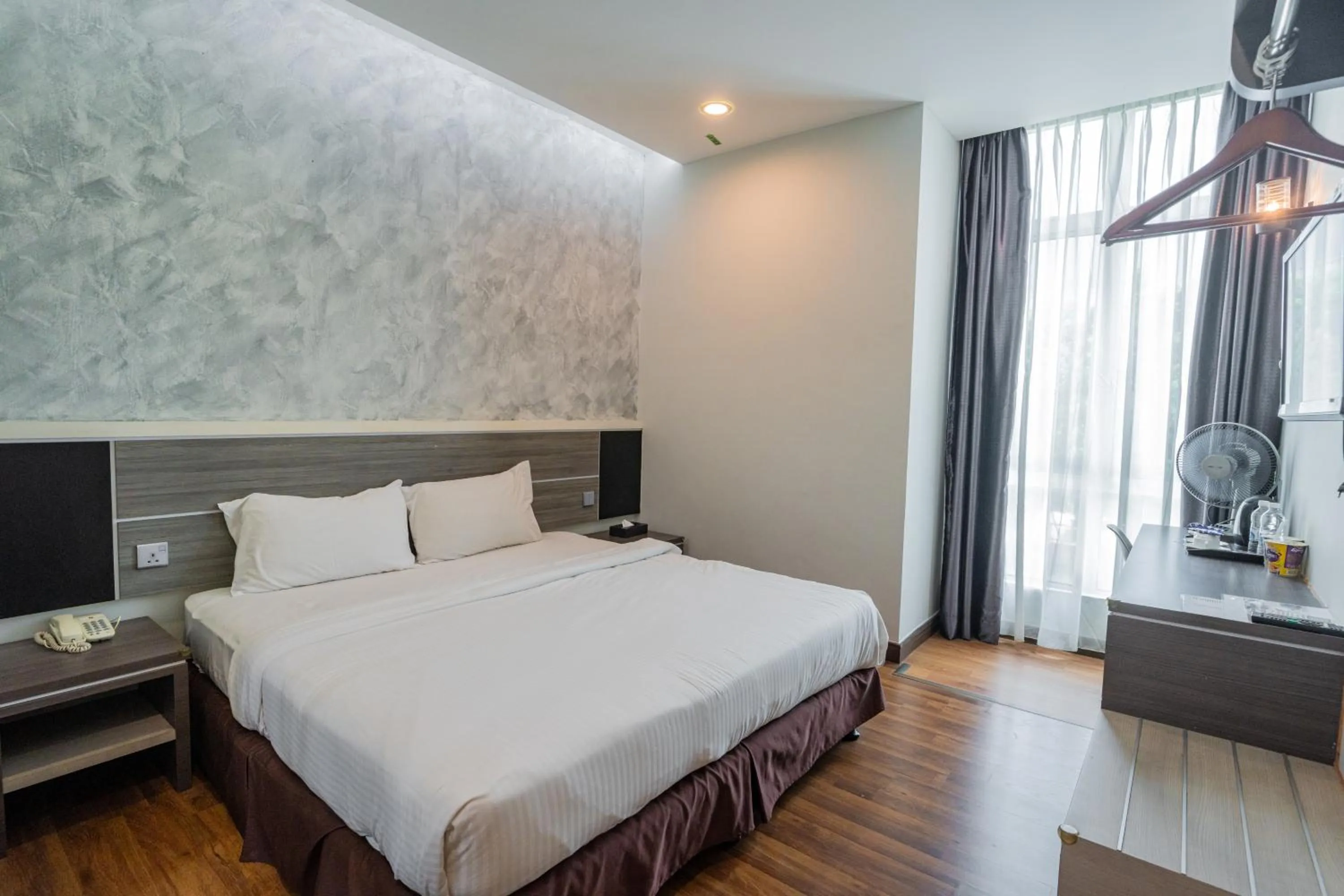 Bedroom, Bed in Indra Hotel Ipoh