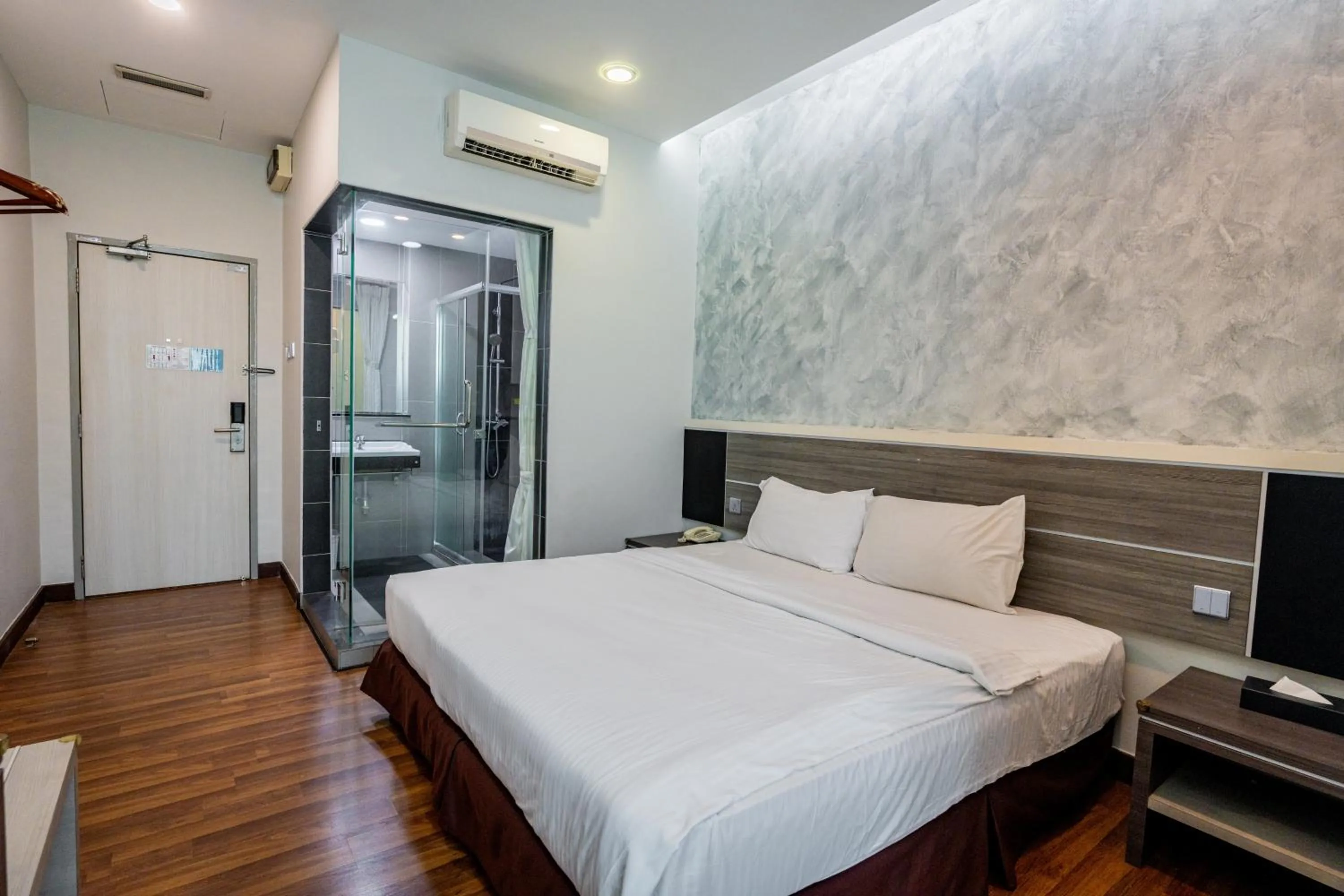 Bedroom, Bed in Indra Hotel Ipoh