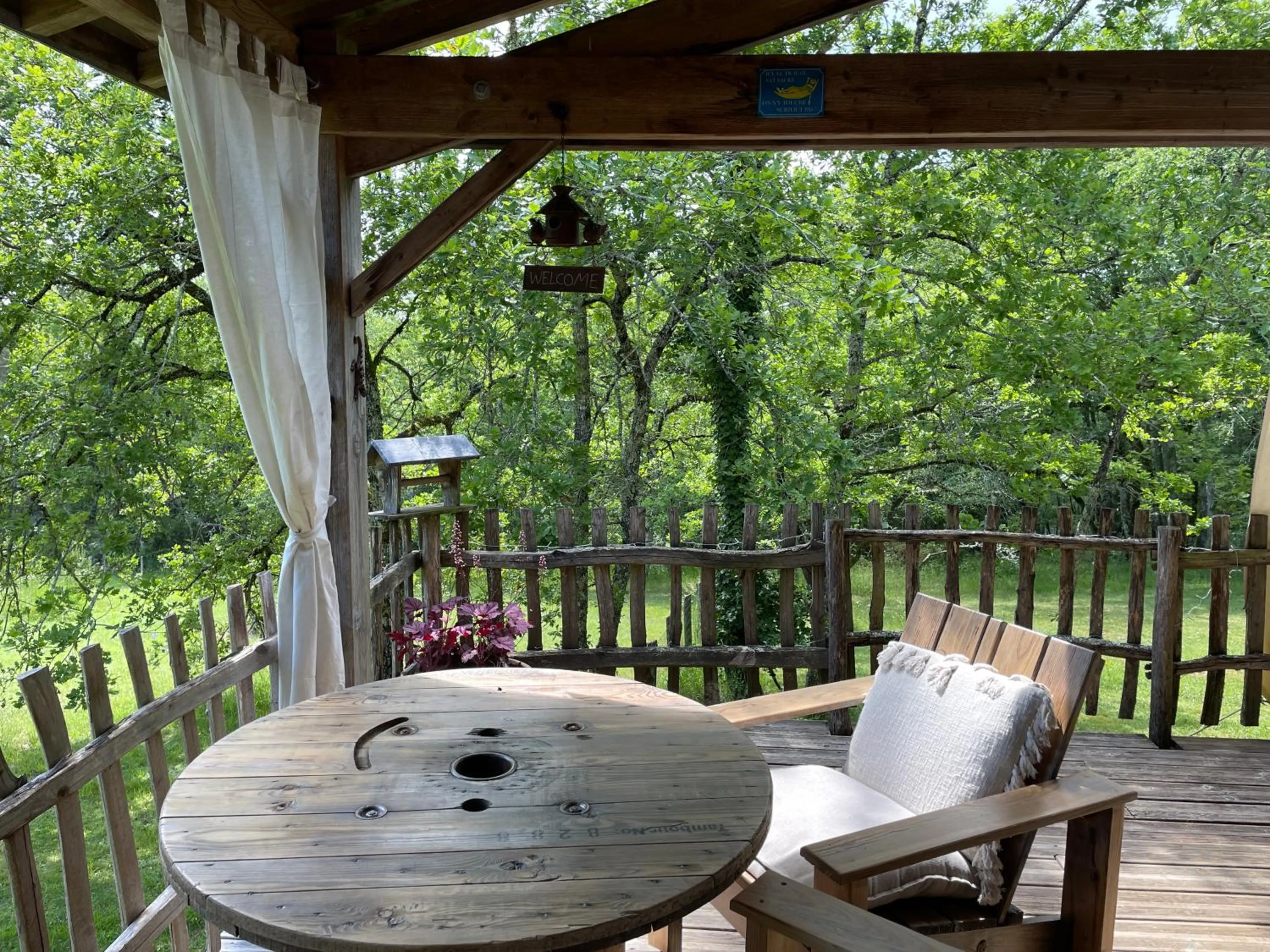 Patio in Le Lion D'Or en PERIGORD