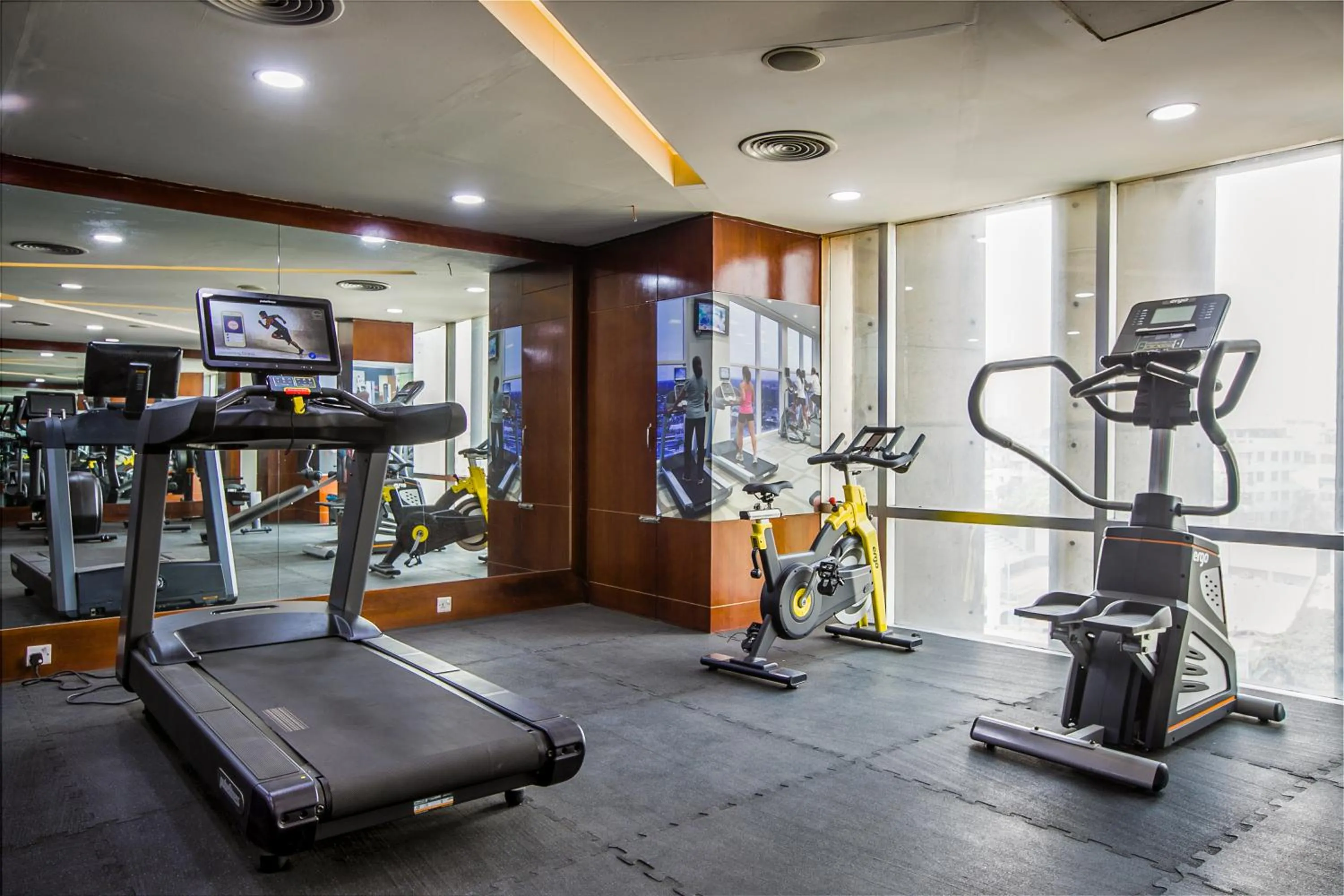 Fitness centre/facilities in Grand Palace Hotel & Resort Dhaka