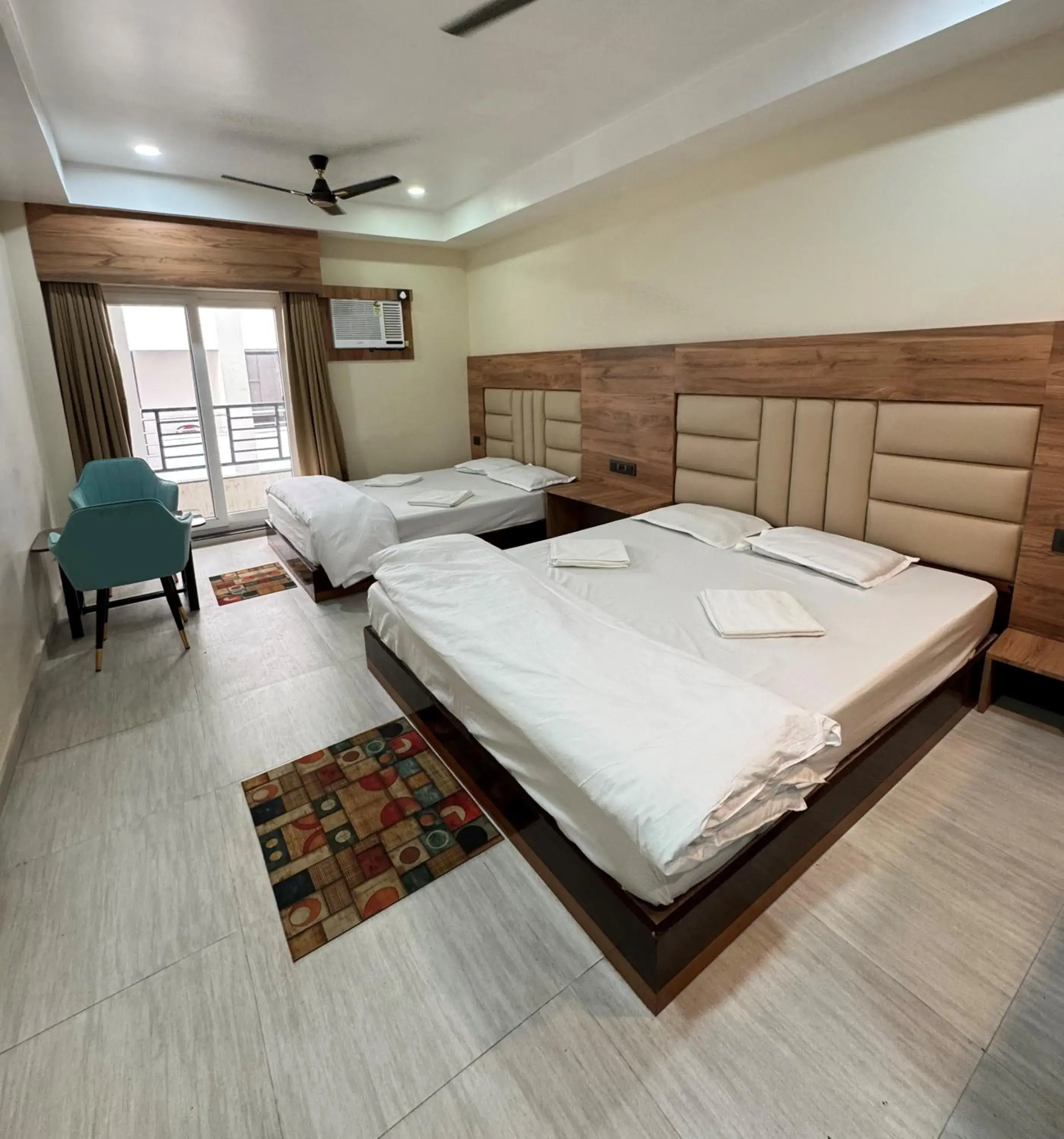 Quadruple Room with Shower - single occupancy in Hotel M Plaza New Digha Quadruple Room with Shower - single occupancy in Hotel M Plaza New Digha
